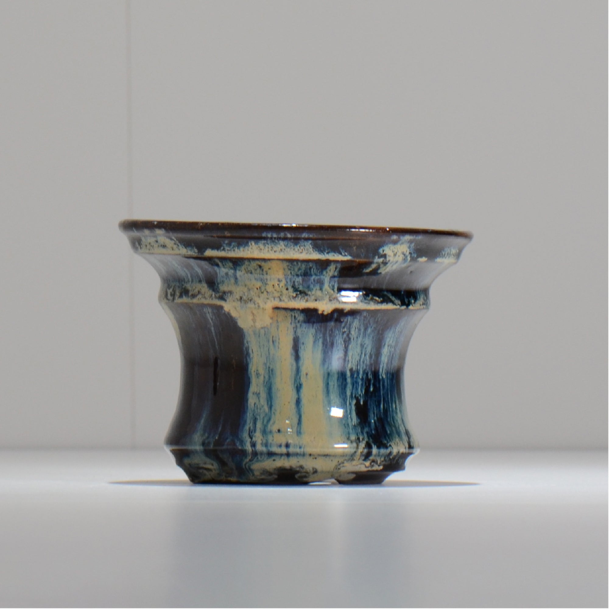 ヒノモトナツミ / 縁-ふち- /cone3_fu43_m/ 約φ12.5cm / 植木鉢