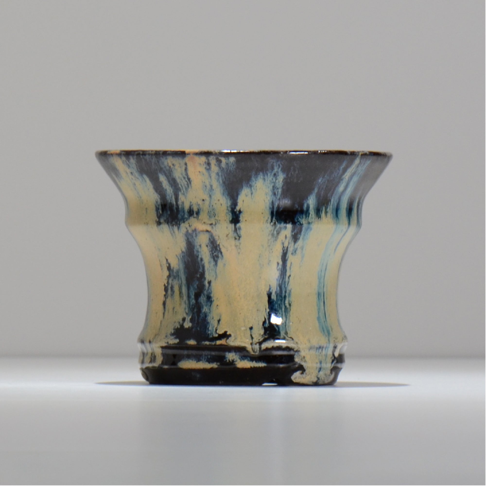 ヒノモトナツミ / 縁-ふち- /cone3_fu44_m/ 約φ13cm / 植木鉢