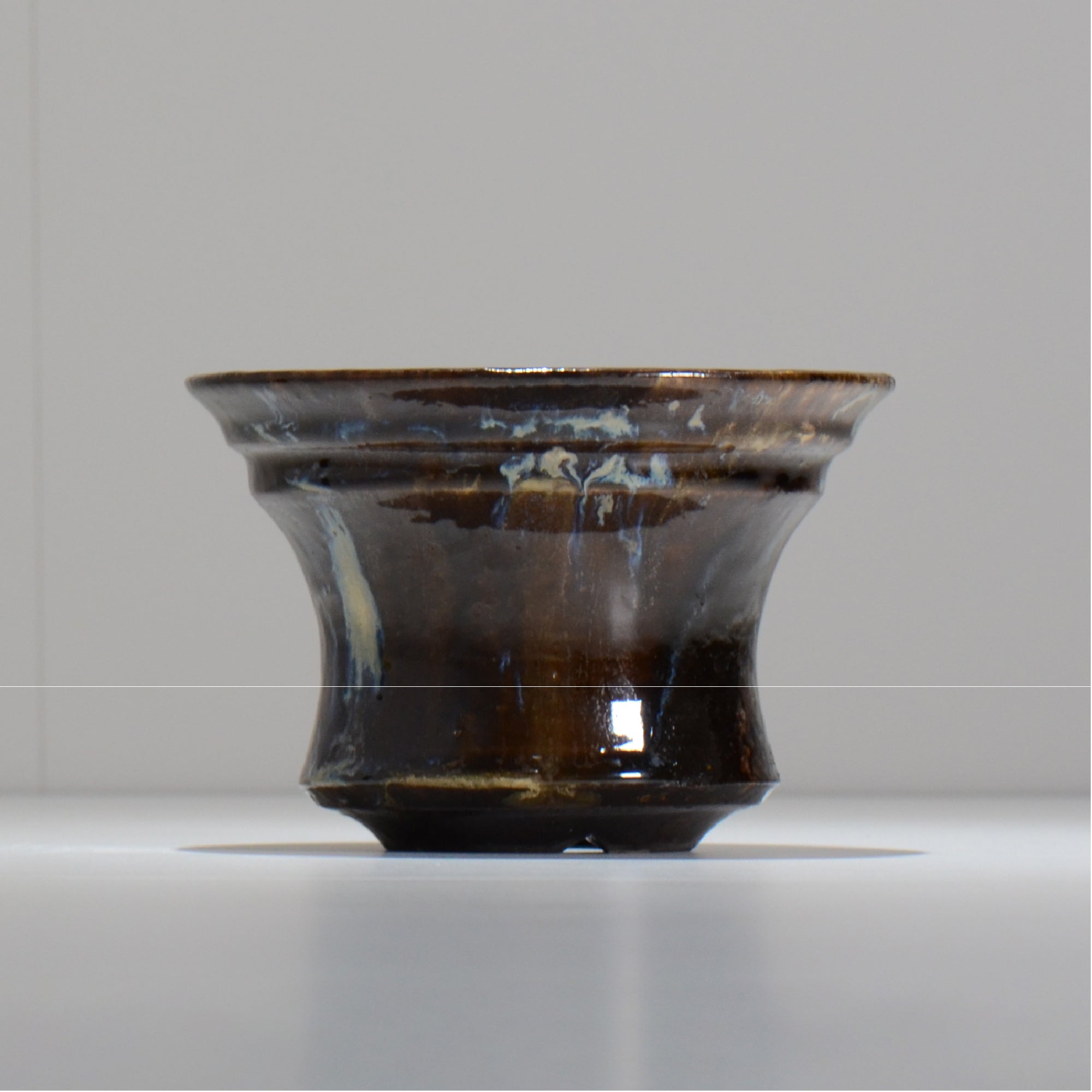 ヒノモトナツミ / 縁-ふち- /cone3_fu47_l/ 約φ15.6cm / 植木鉢