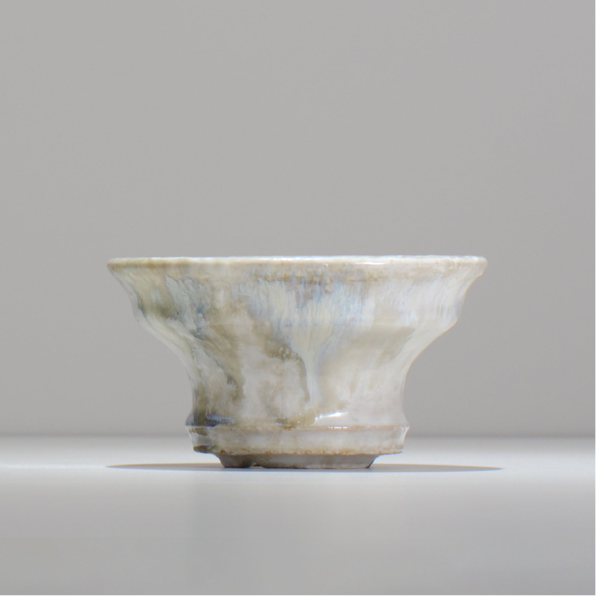 ヒノモトナツミ / 縁-ふち- /cone3_fu48_l/ 約φ15.1cm / 植木鉢
