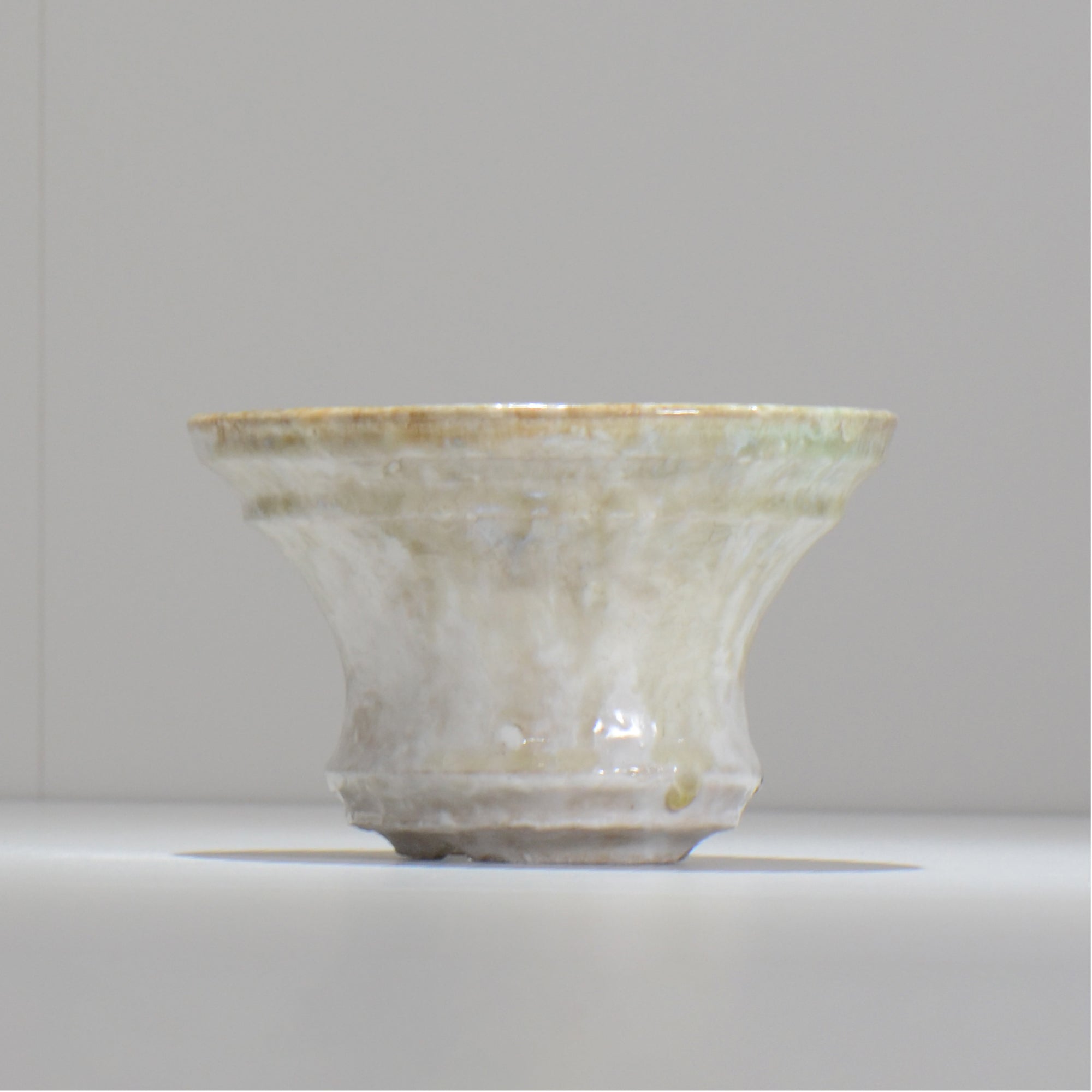 ヒノモトナツミ / 縁-ふち- /cone3_fu50_l/ 約φ15.6cm / 植木鉢
