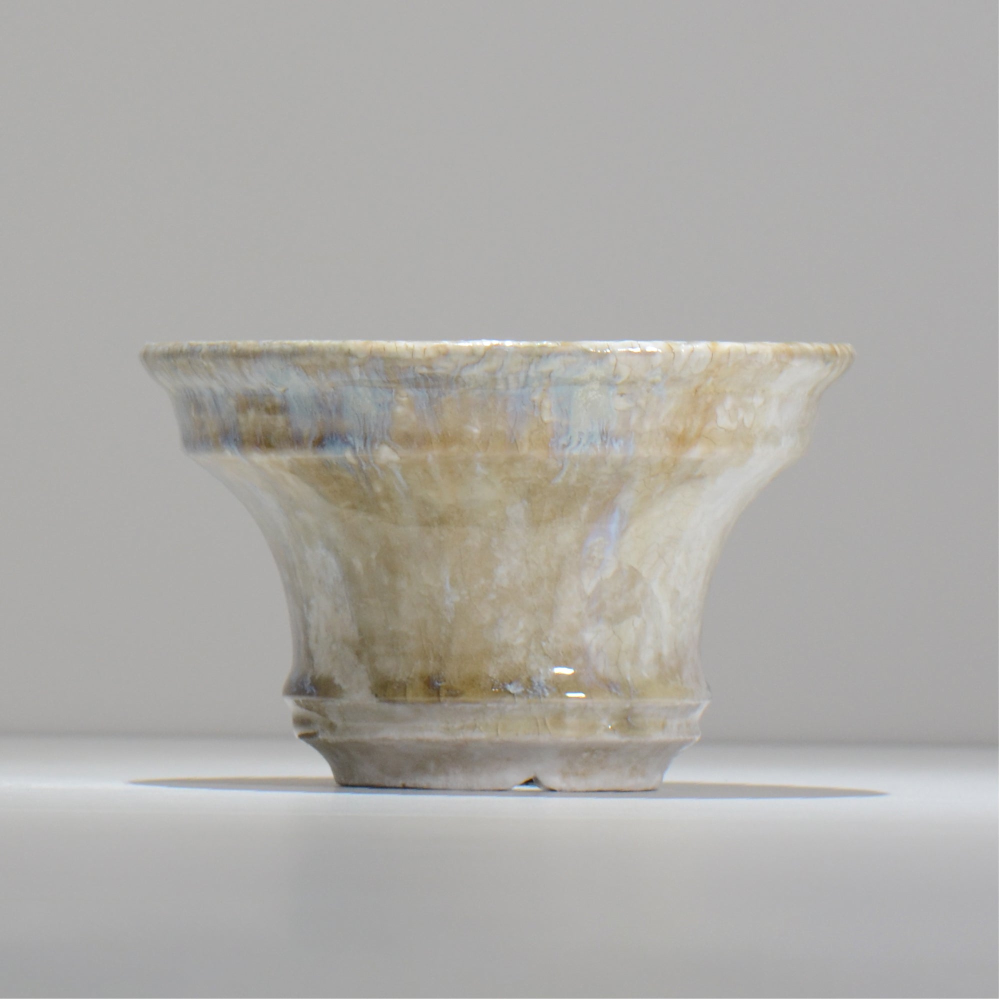 ヒノモトナツミ / 縁-ふち- /cone3_fu52_l/ 約φ17.9cm / 植木鉢