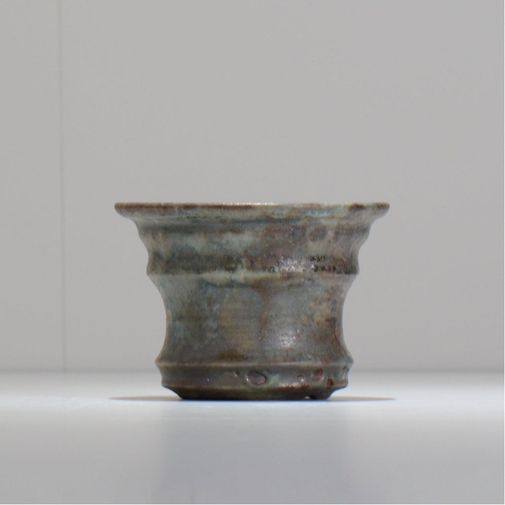 ヒノモトナツミ / 鈍-にび- /cone3_ni01_s/ 約φ11.7cm / 植木鉢