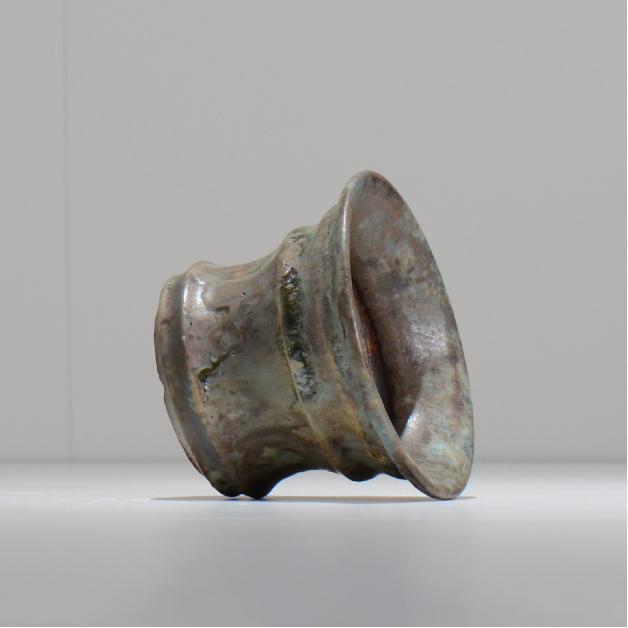 ヒノモトナツミ / 鈍-にび- /cone3_ni01_s/ 約φ11.7cm / 植木鉢