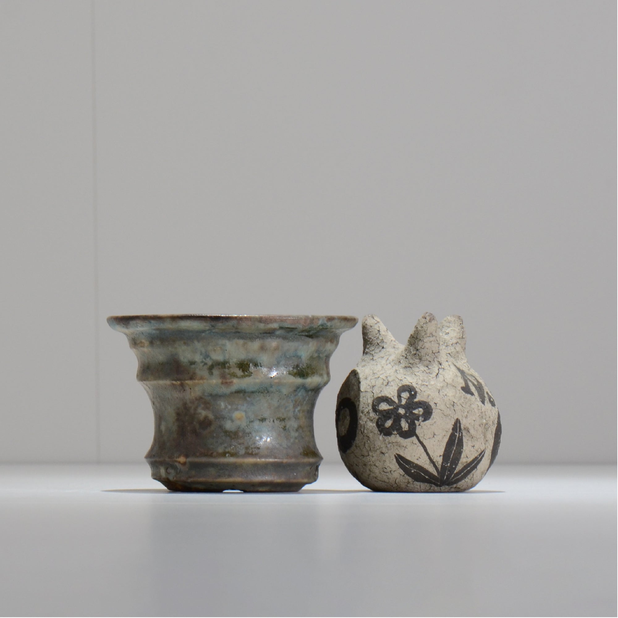 ヒノモトナツミ / 鈍-にび- /cone3_ni01_s/ 約φ11.7cm / 植木鉢