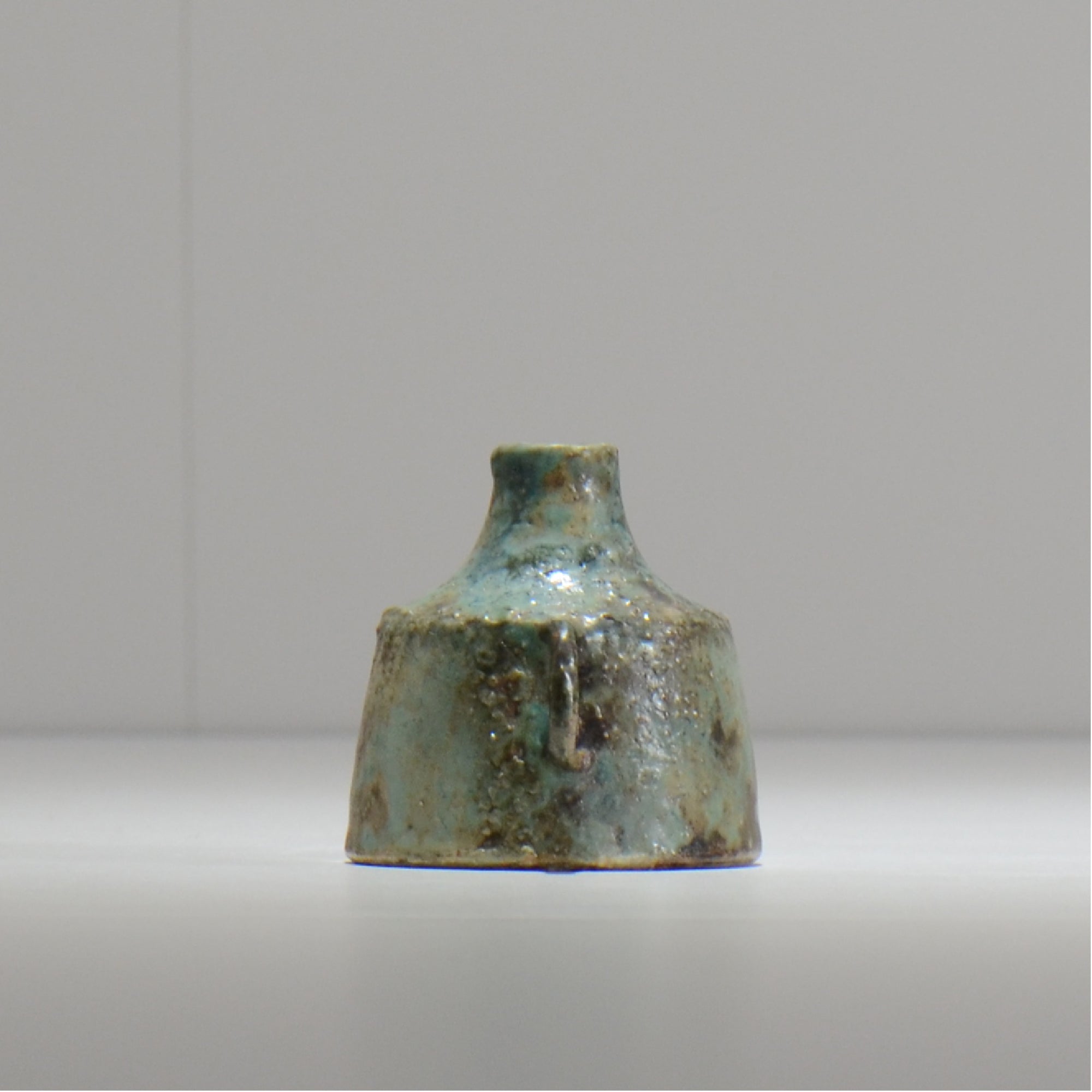 ヒノモトナツミ / 縁-ふち- /cone_ichi01_xs_/ 約φ6.3cm / 植木鉢