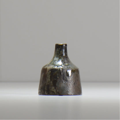 ヒノモトナツミ / 縁-ふち- /cone_ichi02_xs_/ 約φ6.3cm / 植木鉢