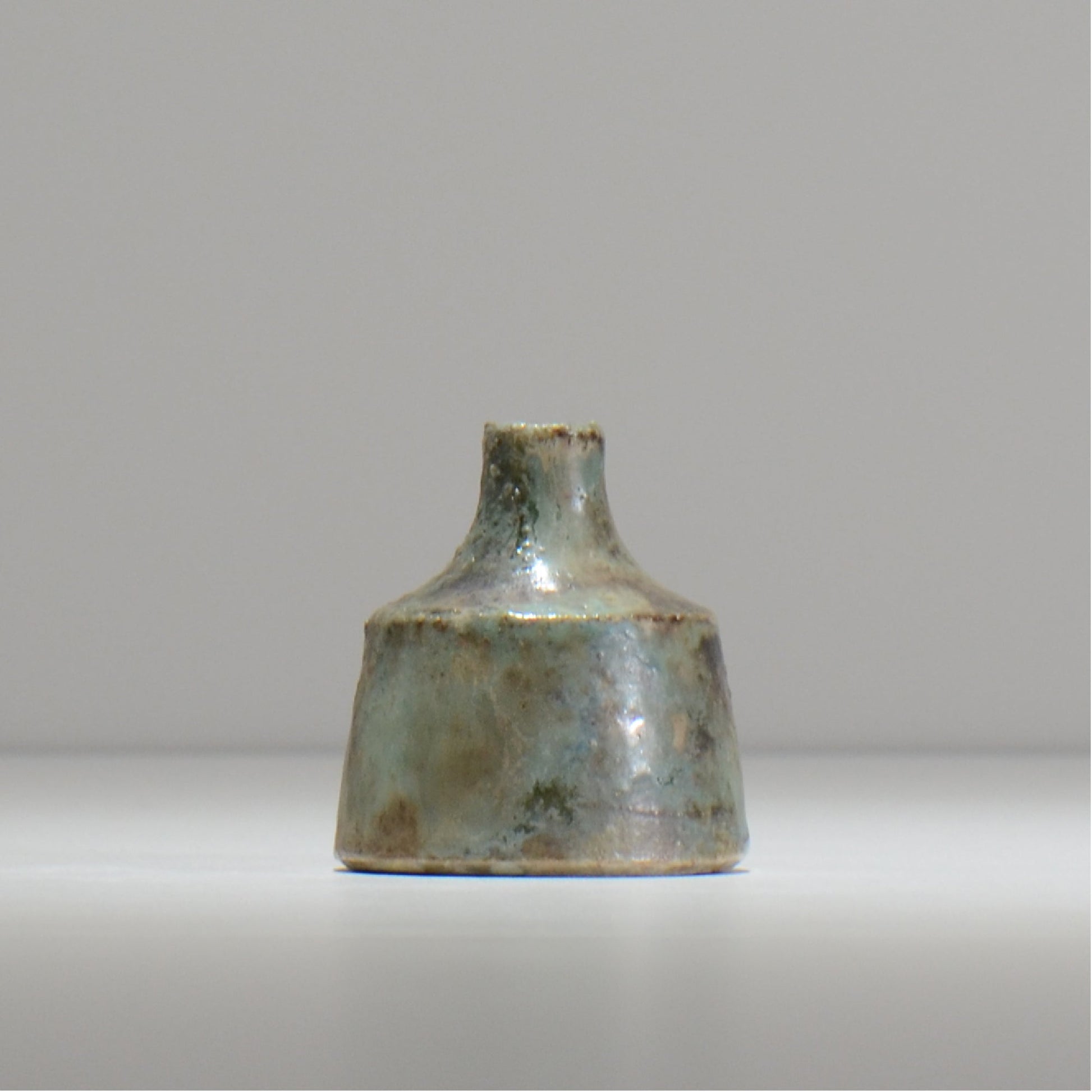 ヒノモトナツミ / 縁-ふち- /cone_ichi03_xs_/ 約φ6.4cm / 植木鉢