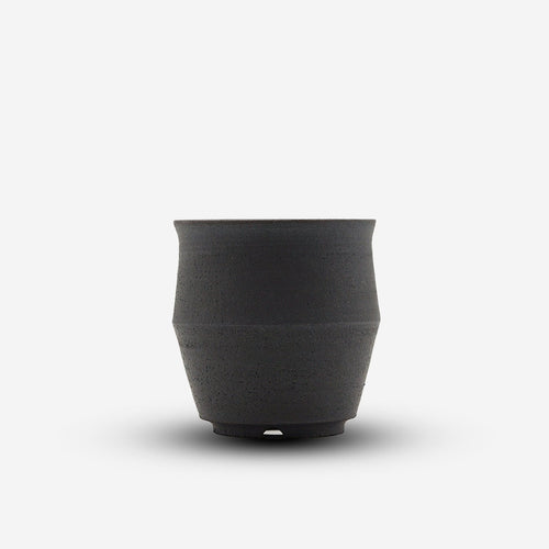 YATAGARASU / 安善 BKM 04 / 約 φ8.3cm / 植木鉢