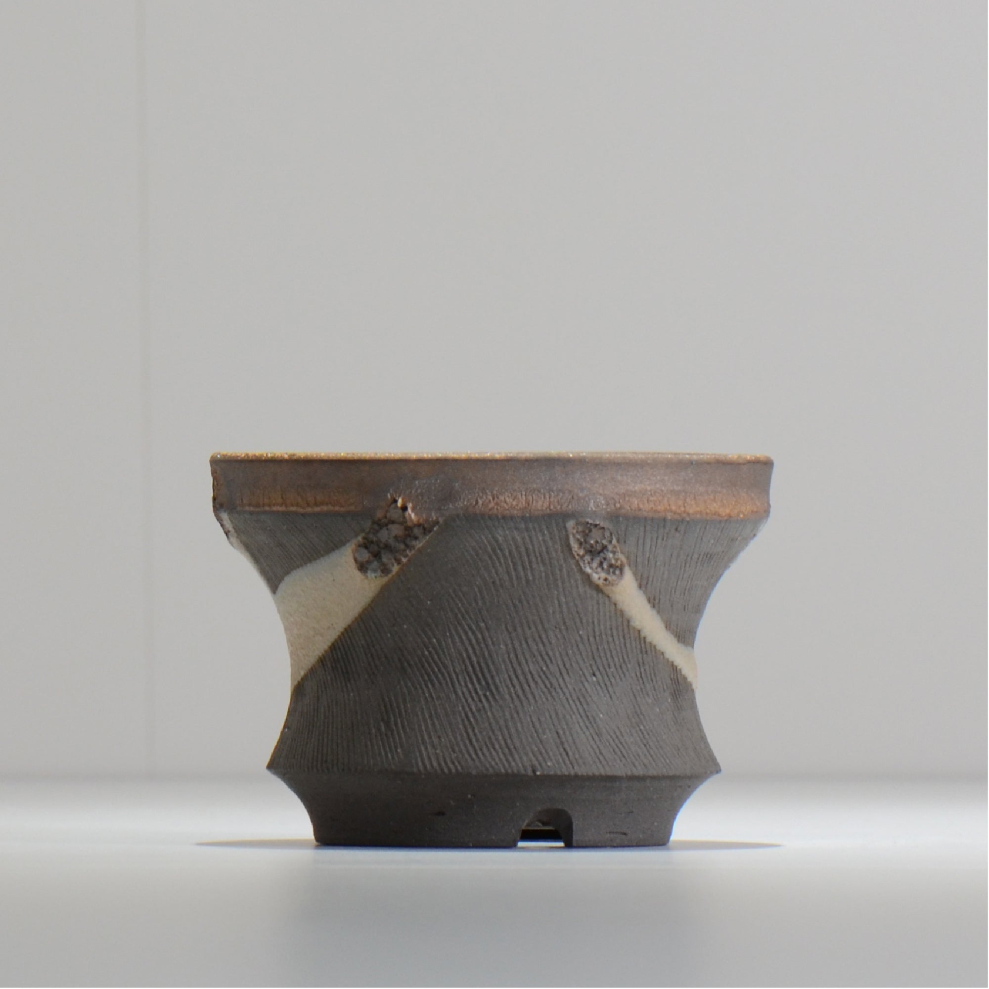 穂髙隆児 /hekiun01_02/ 約φ11.3cm / 植木鉢