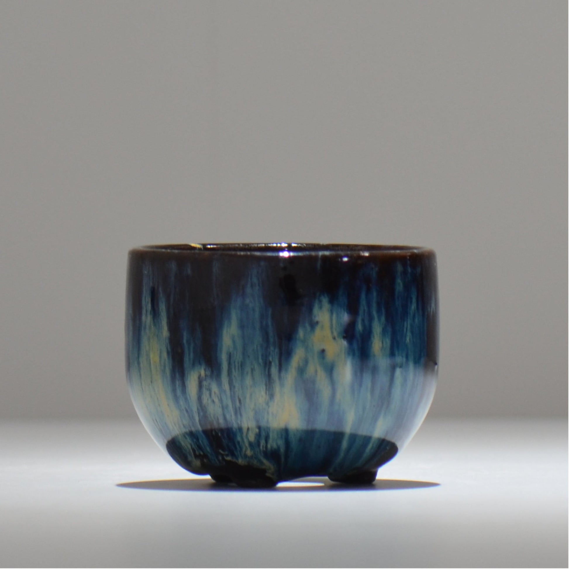 ヒノモトナツミ / 縁-ふち- / hn01_22fuchi_s /  約 φ10cm / 植木鉢