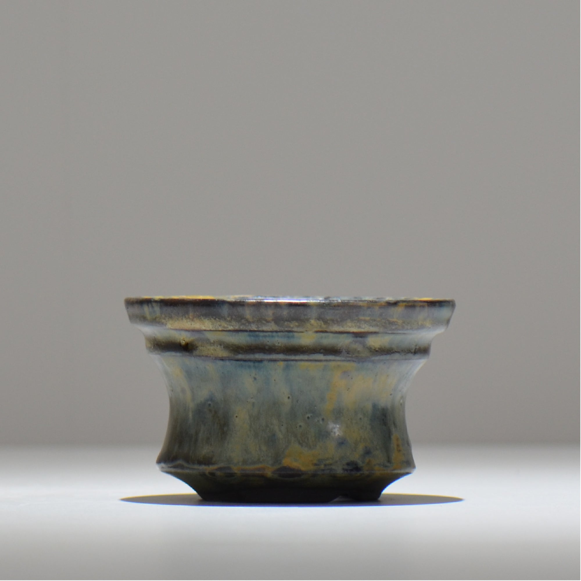 ヒノモトナツミ / 鈍-にび- / hn01_29nibi_s /  約 φ11.8cm / 植木鉢