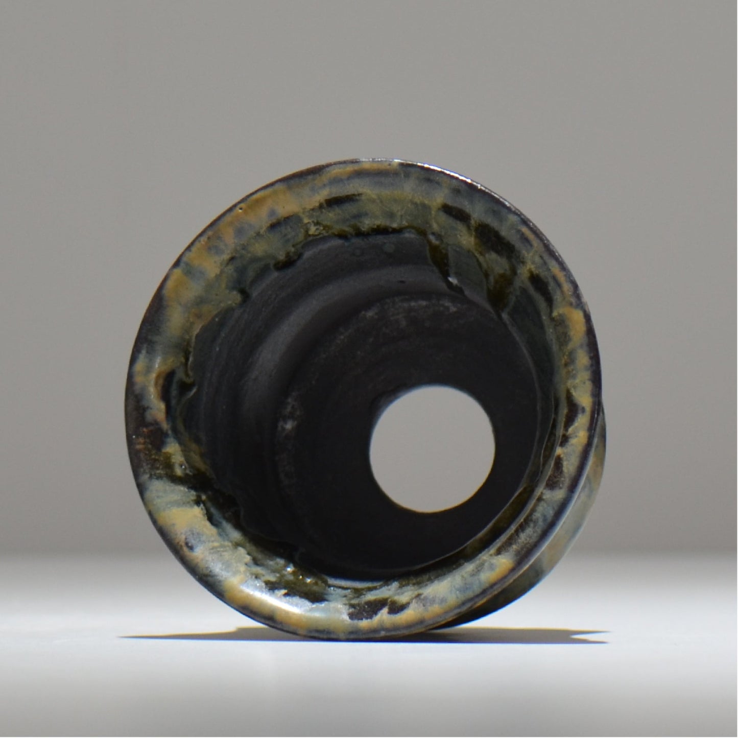 ヒノモトナツミ / 鈍-にび- / hn01_29nibi_s /  約 φ11.8cm / 植木鉢