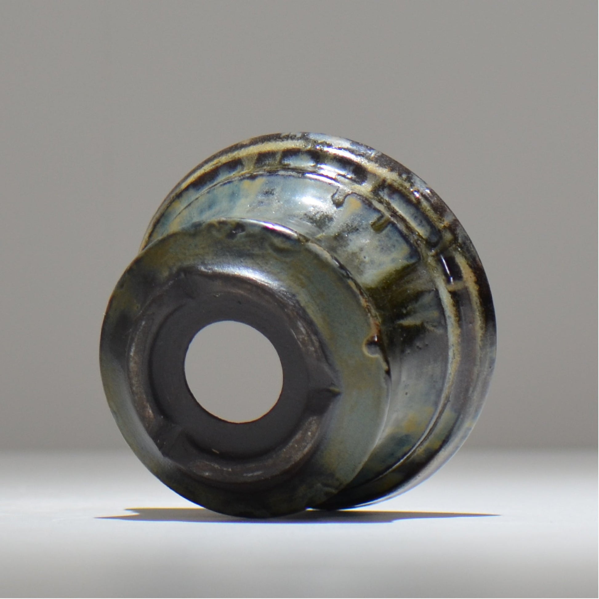 ヒノモトナツミ / 鈍-にび- / hn01_29nibi_s /  約 φ11.8cm / 植木鉢