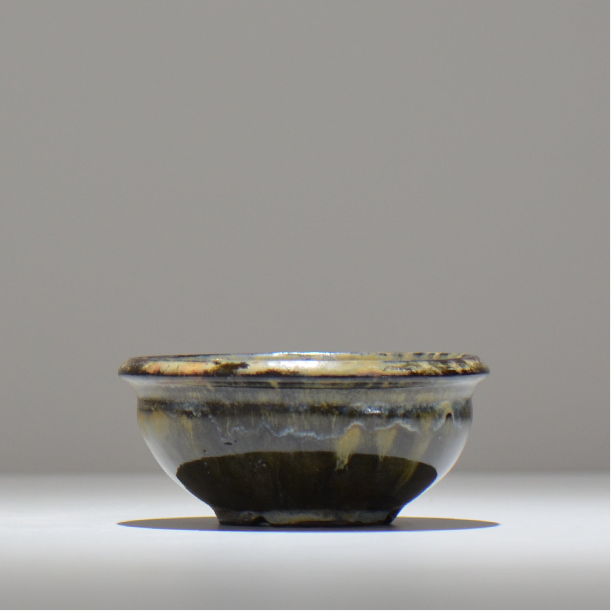 ヒノモトナツミ / 鈍-にび- / hn01_30nibi_m /  約 φ13.5cm / 植木鉢