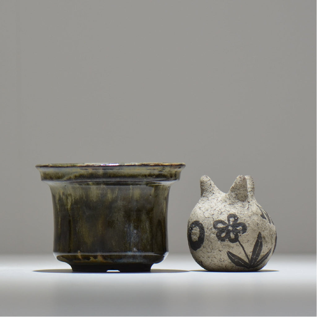 ヒノモトナツミ / 鈍-にび- / hn01_33nibi_m /  約 φ12.7cm / 植木鉢