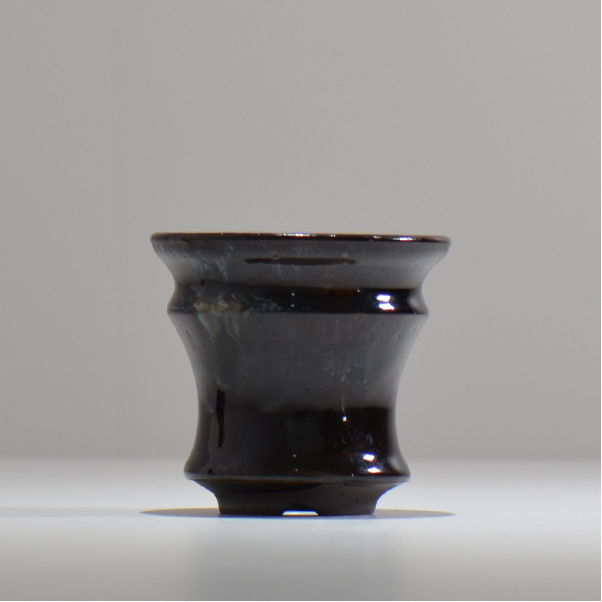 ヒノモトナツミ / 縁-ふち- / hn01_10fuchi_xs /  約 φ8.8cm / 植木鉢