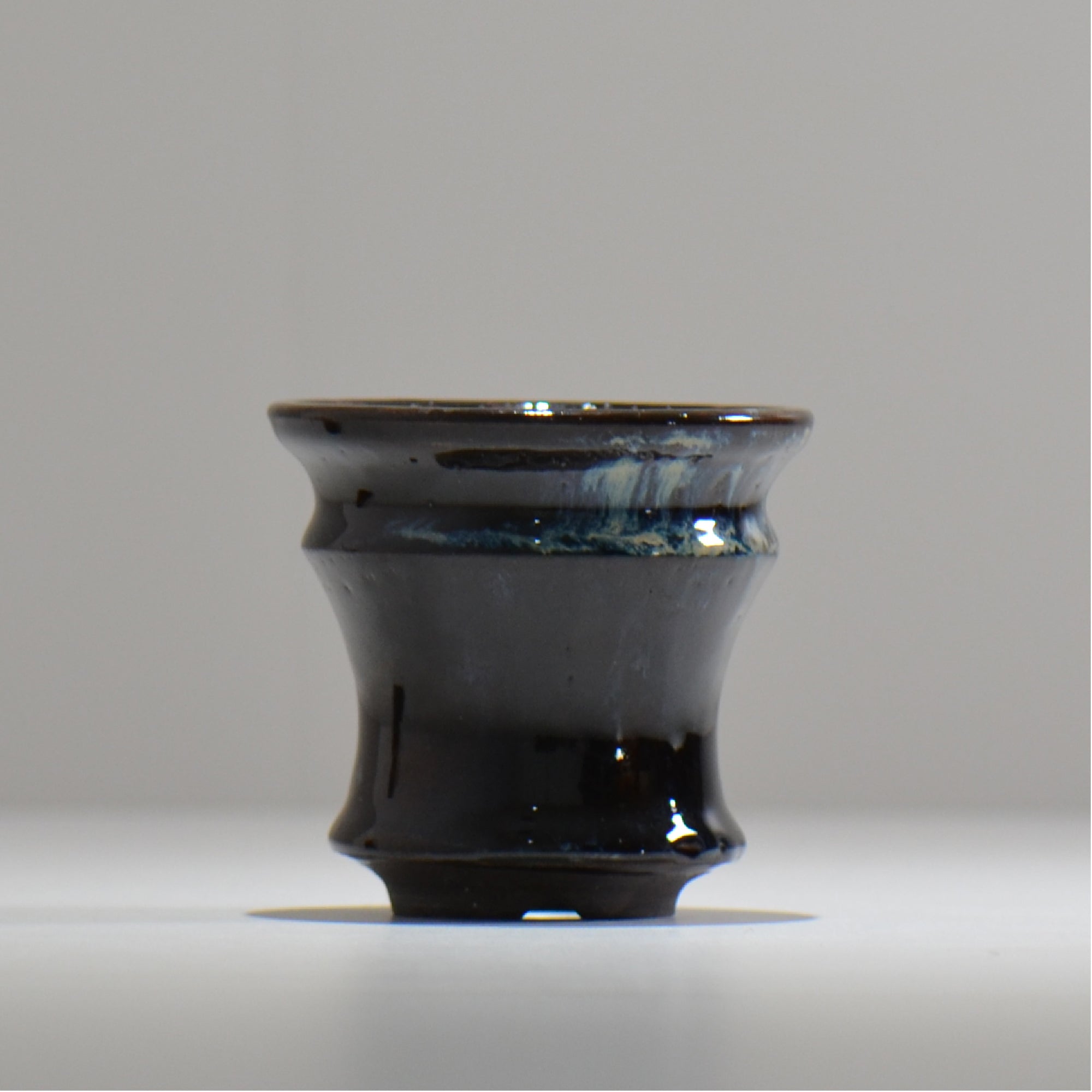 ヒノモトナツミ / 縁-ふち- / hn01_10fuchi_xs /  約 φ8.8cm / 植木鉢