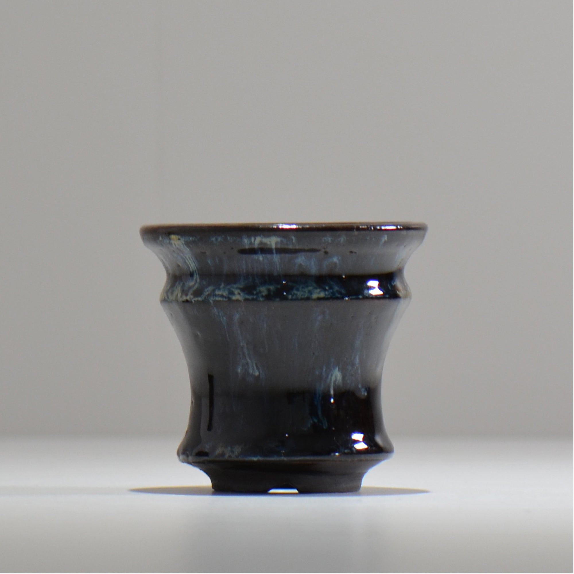 ヒノモトナツミ / 縁-ふち- / hn01_10fuchi_xs /  約 φ8.8cm / 植木鉢