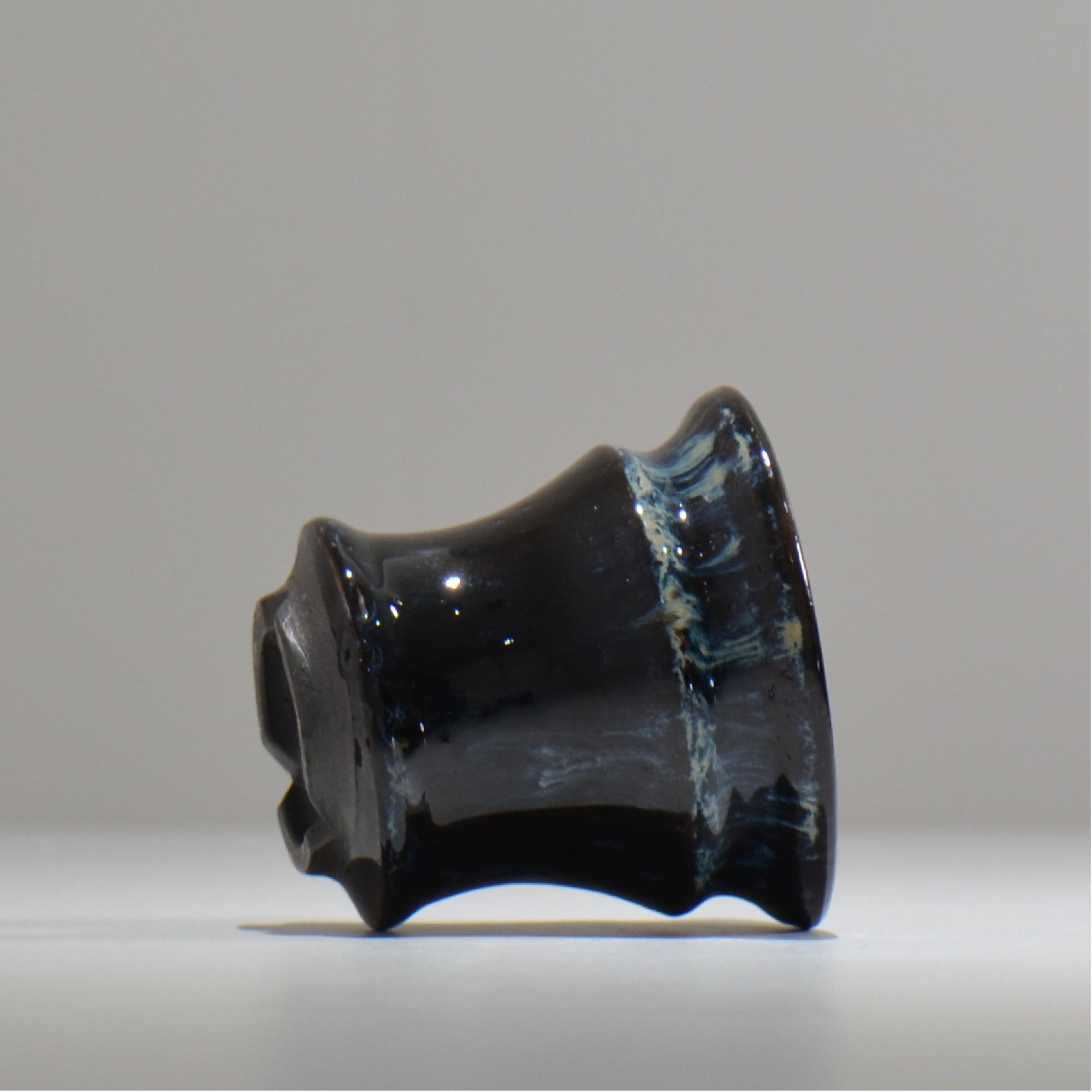 ヒノモトナツミ / 縁-ふち- / hn01_10fuchi_xs /  約 φ8.8cm / 植木鉢