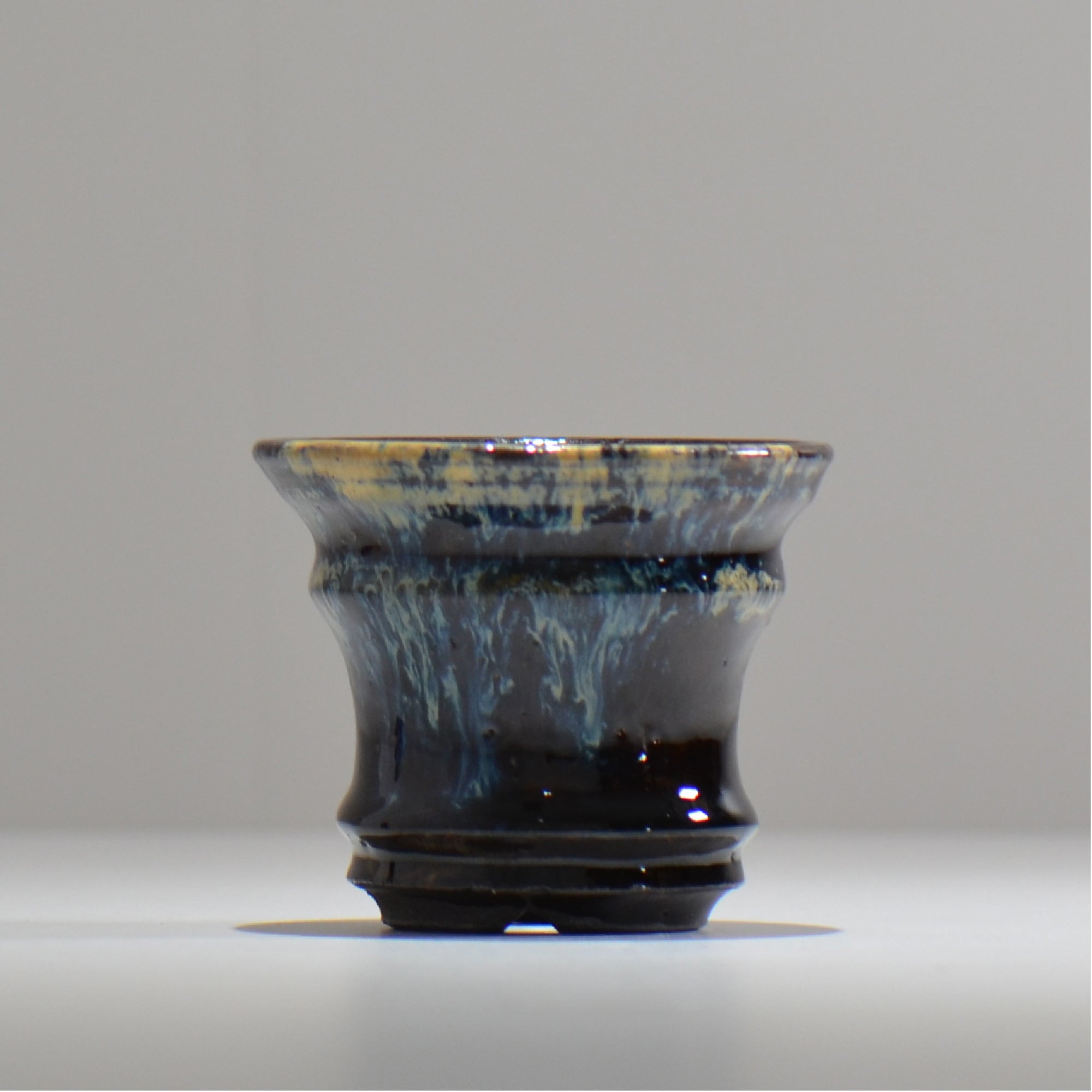 ヒノモトナツミ / 縁-ふち- / hn01_11fuchi_s /  約 φ9.5cm / 植木鉢