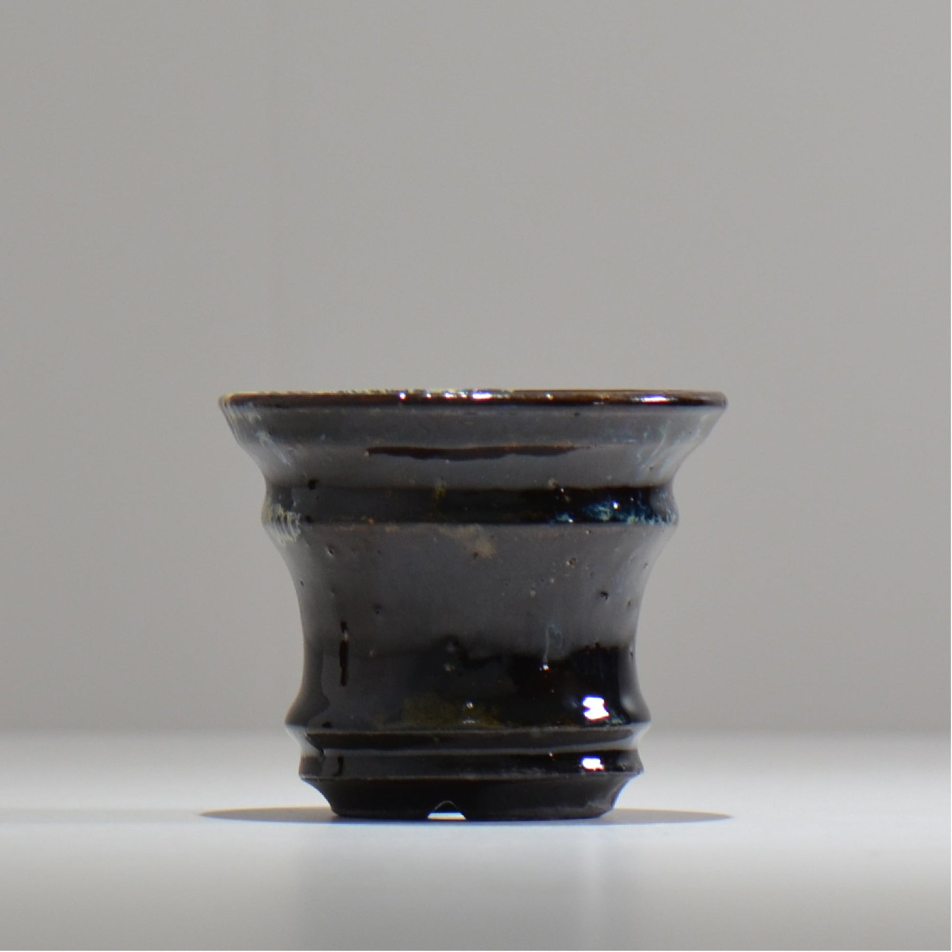 ヒノモトナツミ / 縁-ふち- / hn01_11fuchi_s /  約 φ9.5cm / 植木鉢