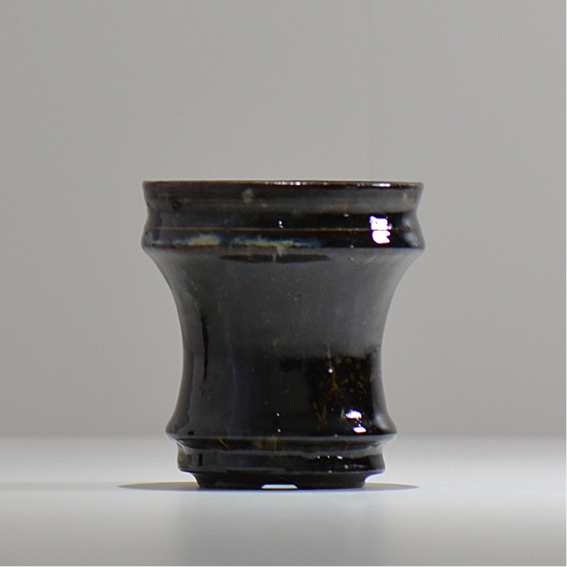 ヒノモトナツミ / 縁-ふち- / hn01_12fuchi_xs /  約 φ8.8cm / 植木鉢