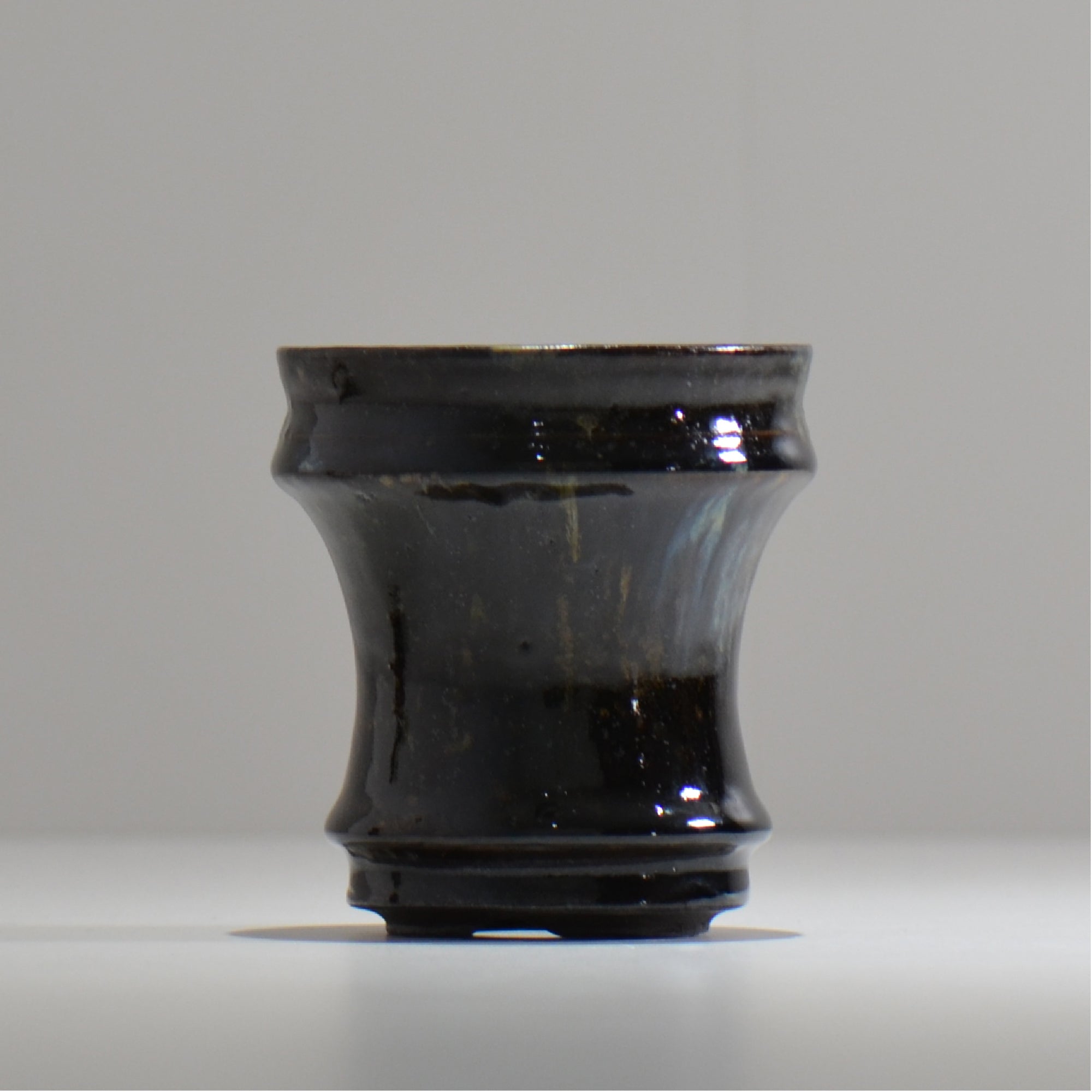 ヒノモトナツミ / 縁-ふち- / hn01_12fuchi_xs /  約 φ8.8cm / 植木鉢