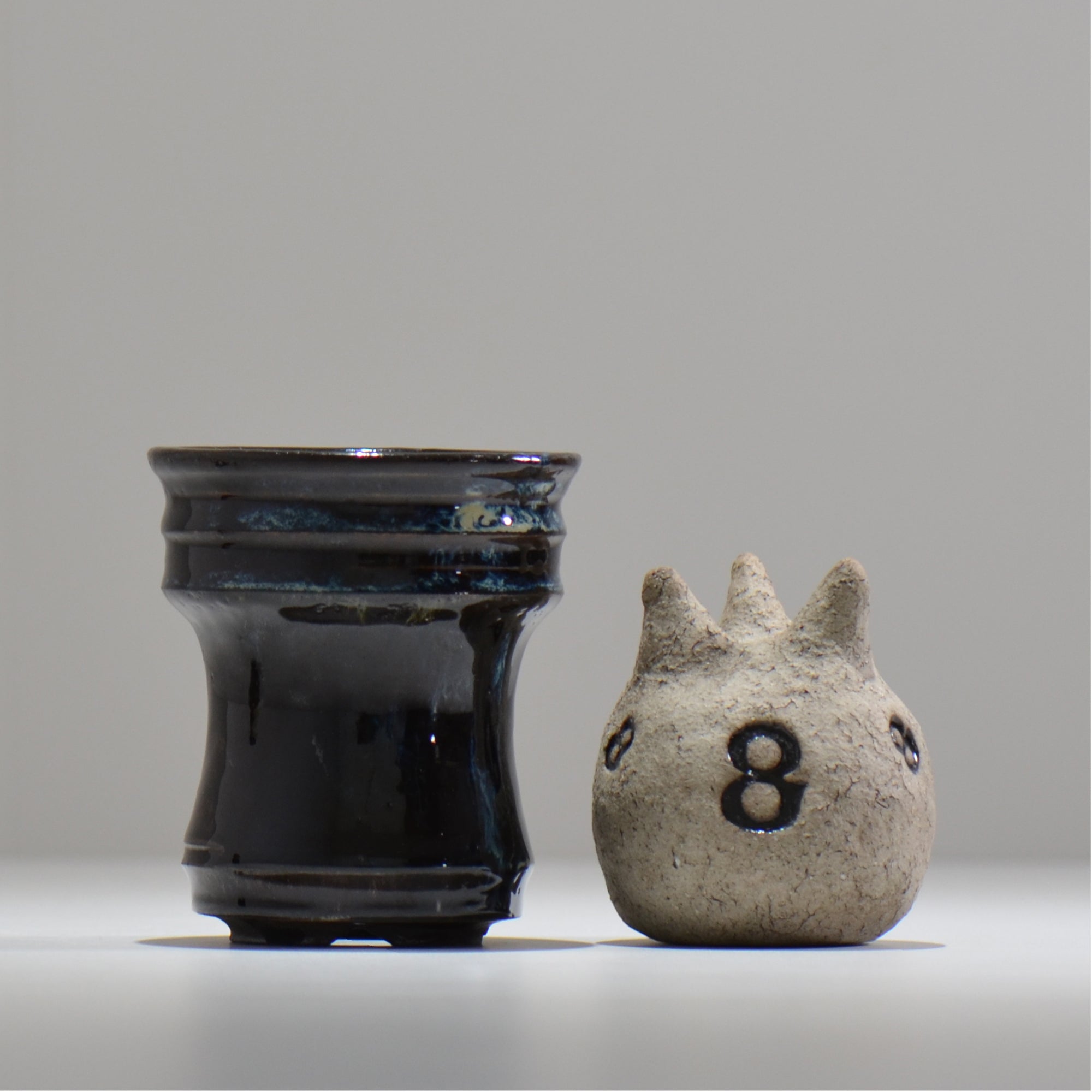 ヒノモトナツミ / 縁-ふち- / hn01_13fuchi_s /  約 φ9cm / 植木鉢
