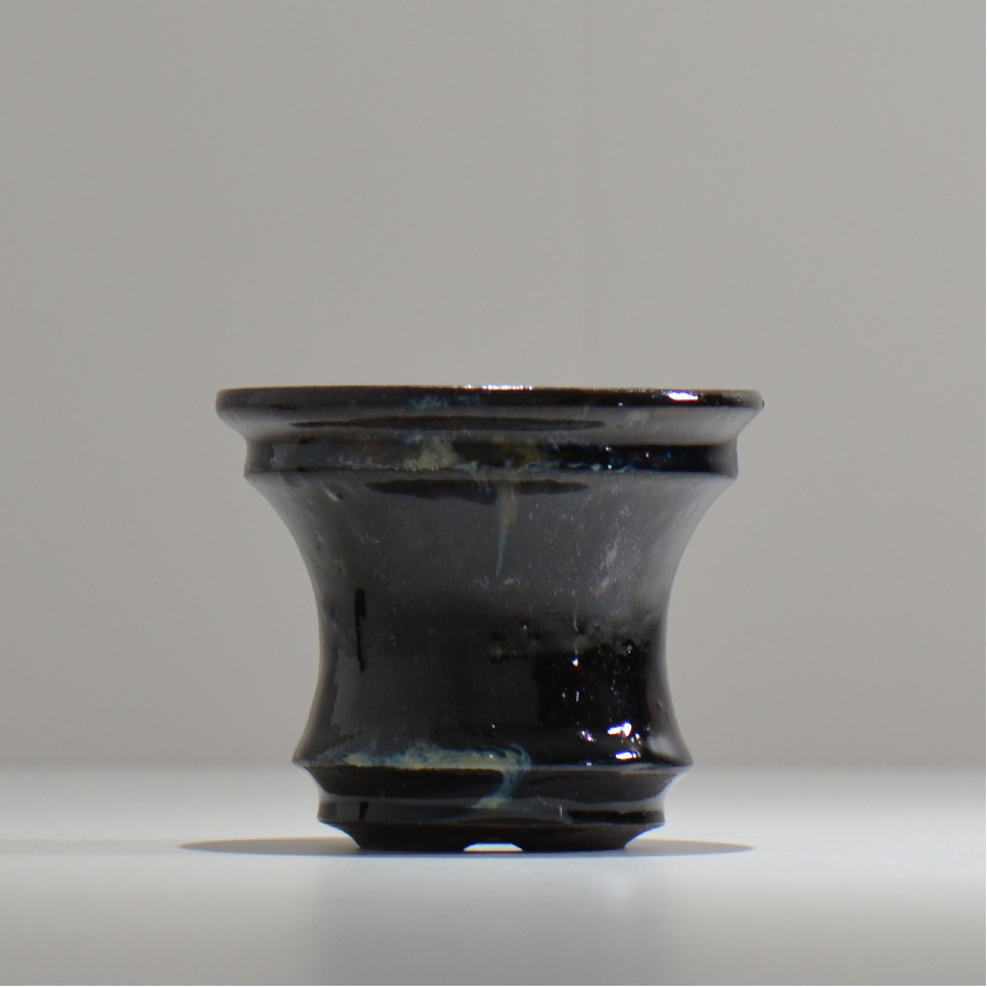 ヒノモトナツミ / 縁-ふち- / hn01_16fuchi_s /  約 φ11cm / 植木鉢