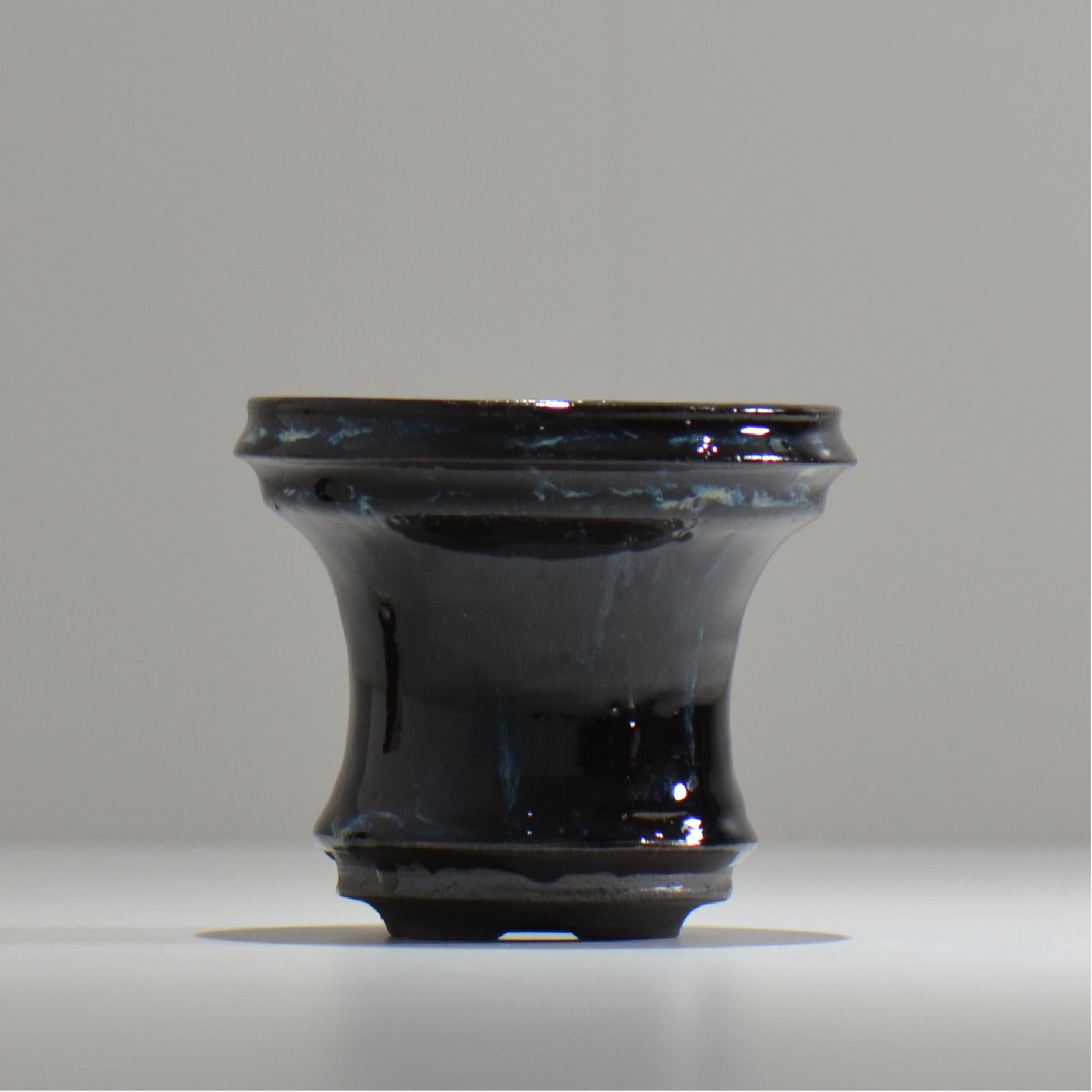 ヒノモトナツミ / 縁-ふち- / hn01_17fuchi_s /  約 φ10.5cm / 植木鉢