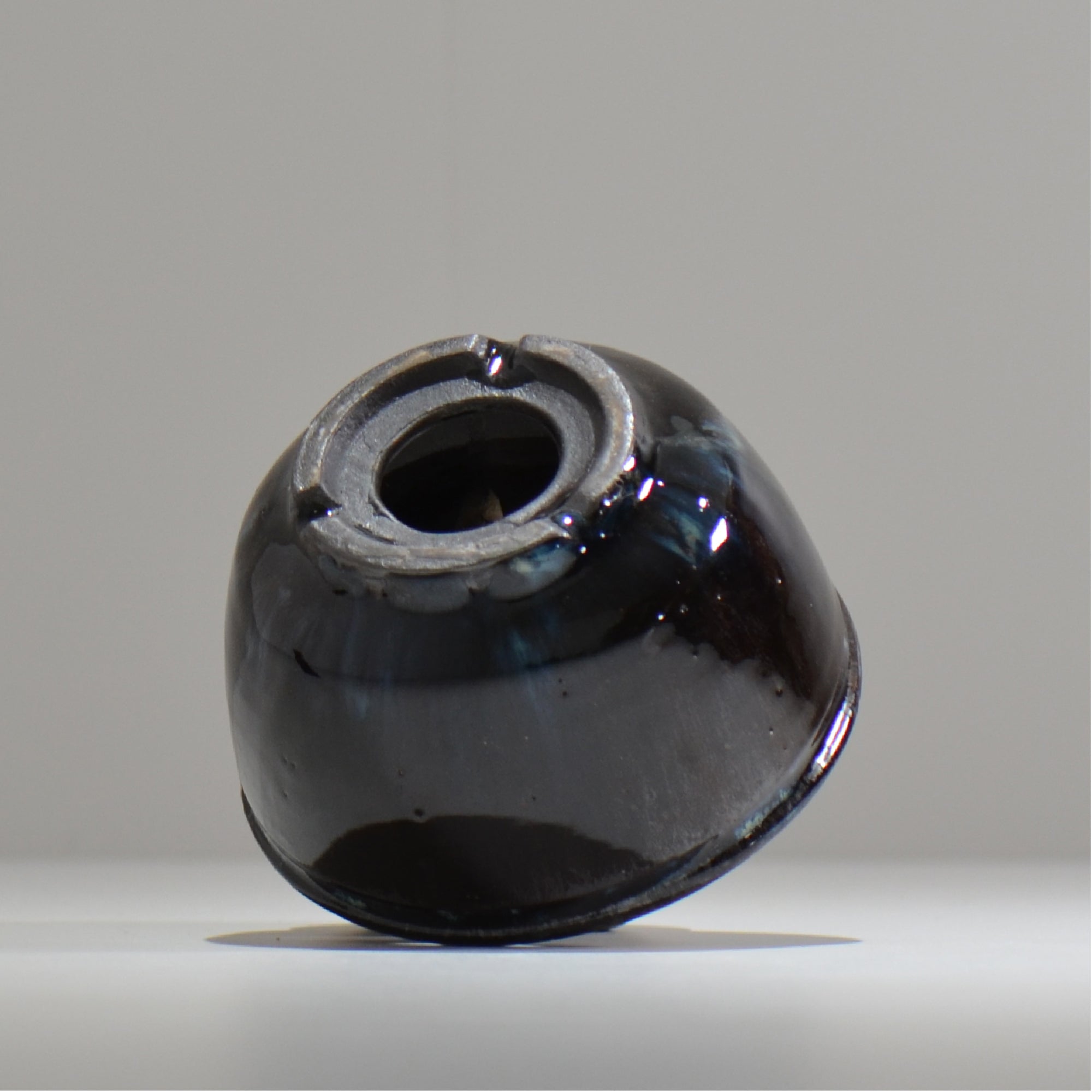 ヒノモトナツミ / 縁-ふち- / hn01_19fuchi_s /  約 φ11.6cm / 植木鉢