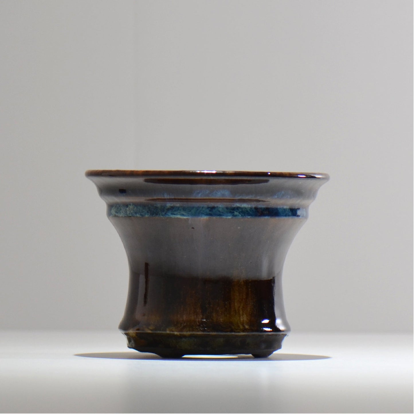 ヒノモトナツミ / 縁-ふち- / hn02_fc08_m / 約φ12.7cm / 植木鉢