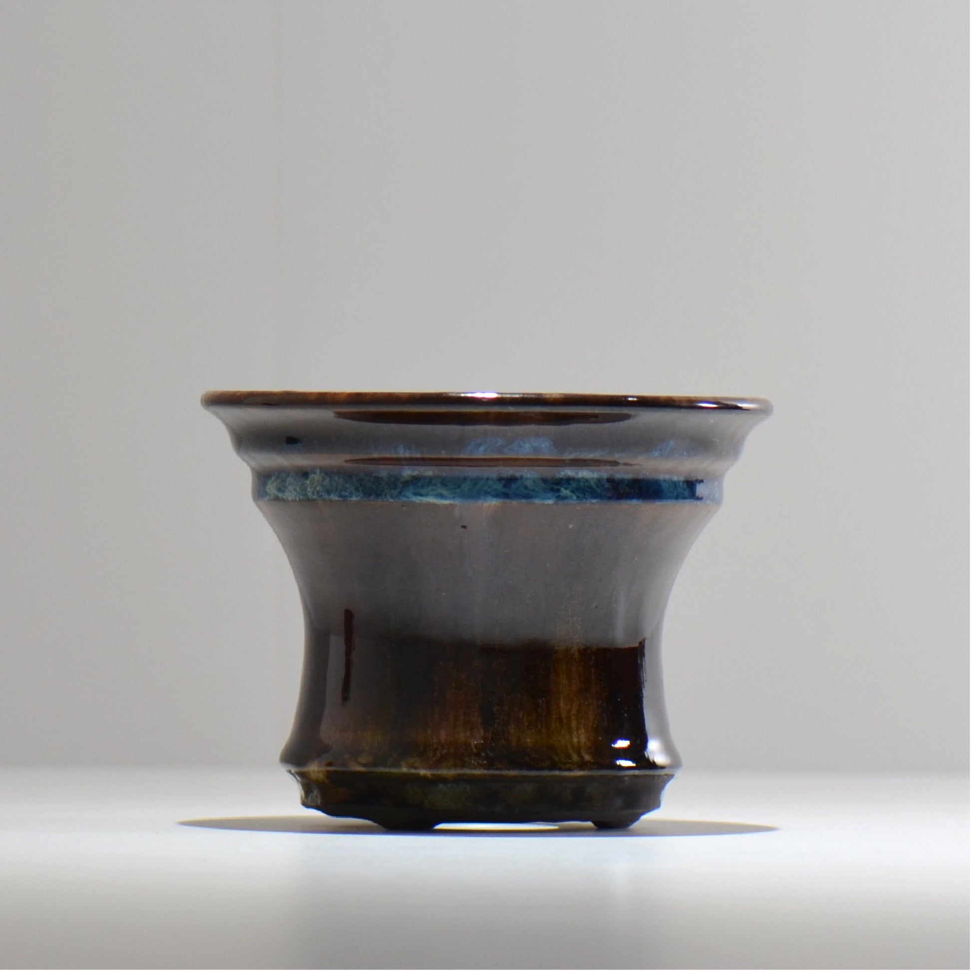 ヒノモトナツミ / 縁-ふち- / hn02_fc08_m / 約φ12.7cm / 植木鉢