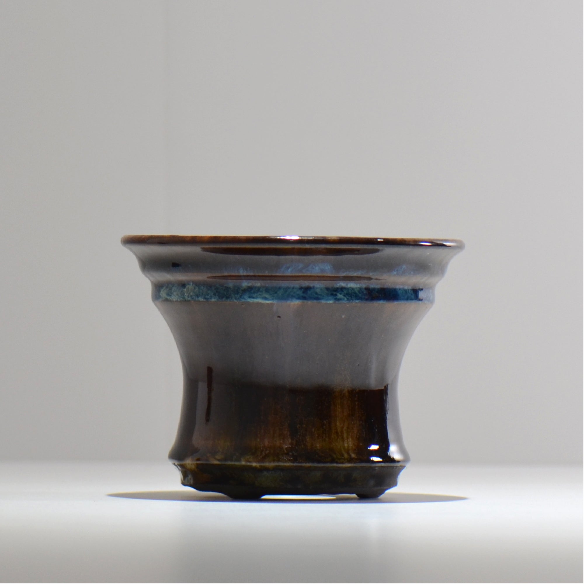 ヒノモトナツミ / 縁-ふち- / hn02_fc08_m / 約φ12.7cm / 植木鉢