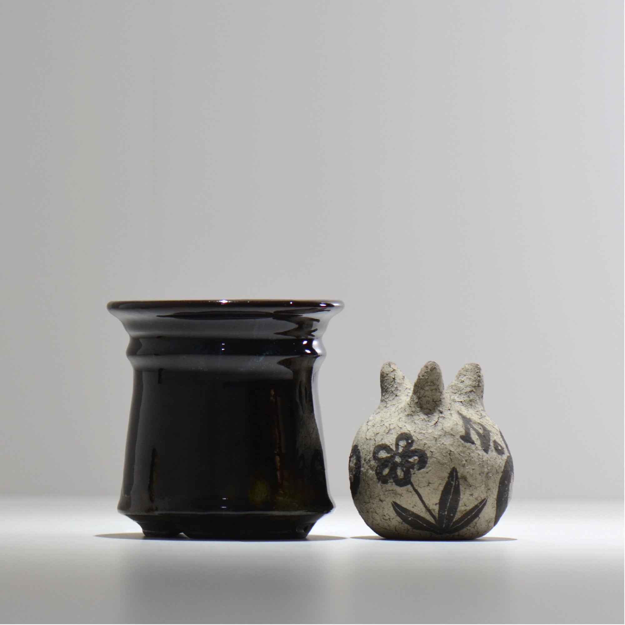 ヒノモトナツミ / 縁-ふち- / hn02_fc09_s / 約φ11cm / 植木鉢