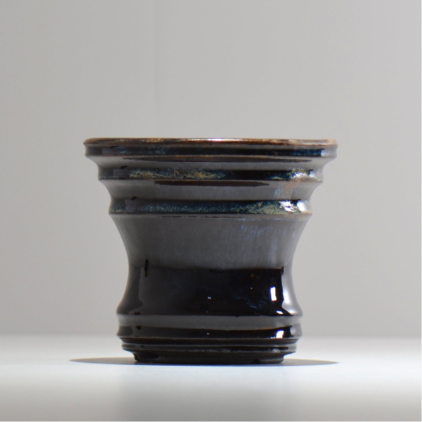 ヒノモトナツミ / 縁-ふち- / hn02_fc12_m / 約φ12.2cm / 植木鉢
