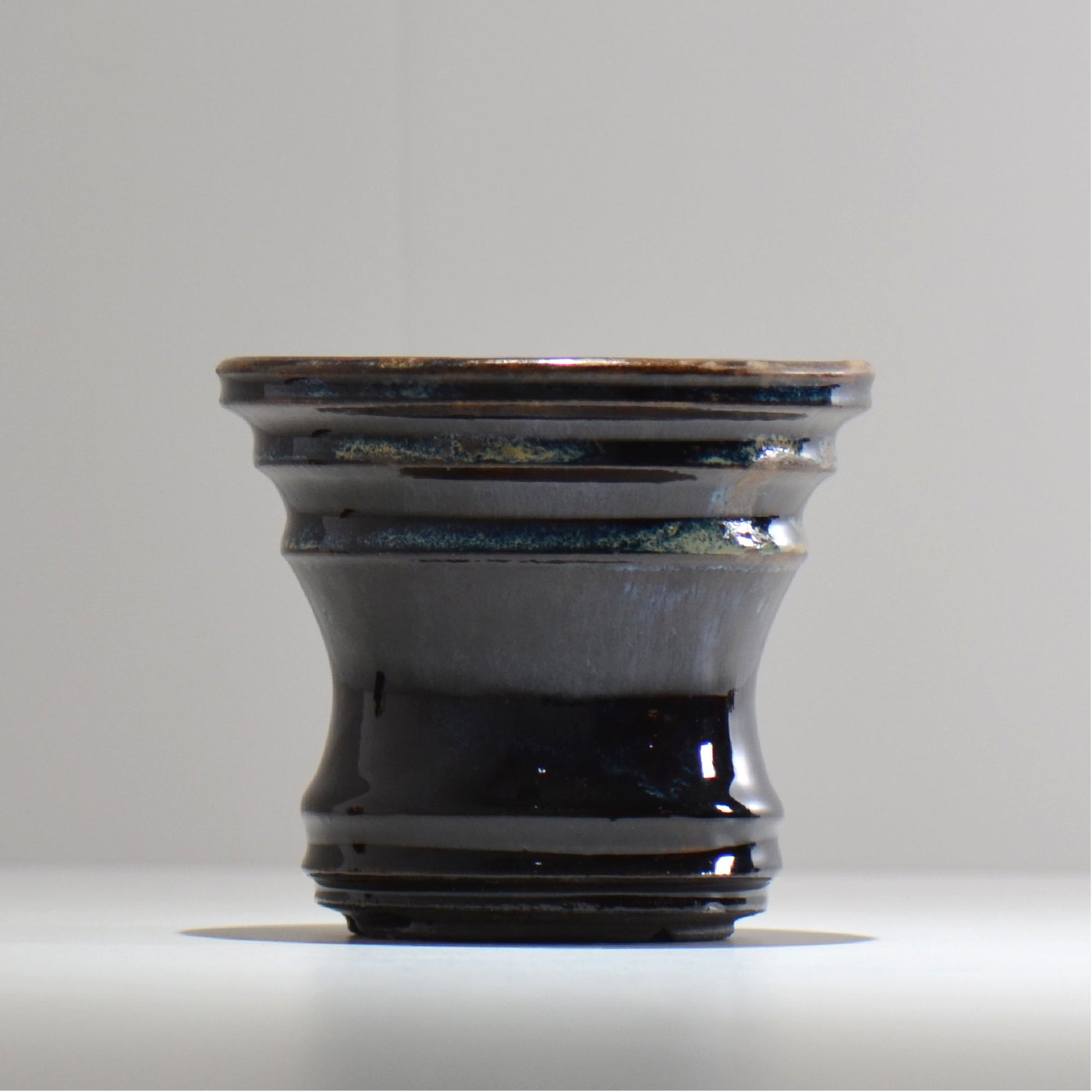 ヒノモトナツミ / 縁-ふち- / hn02_fc12_m / 約φ12.2cm / 植木鉢