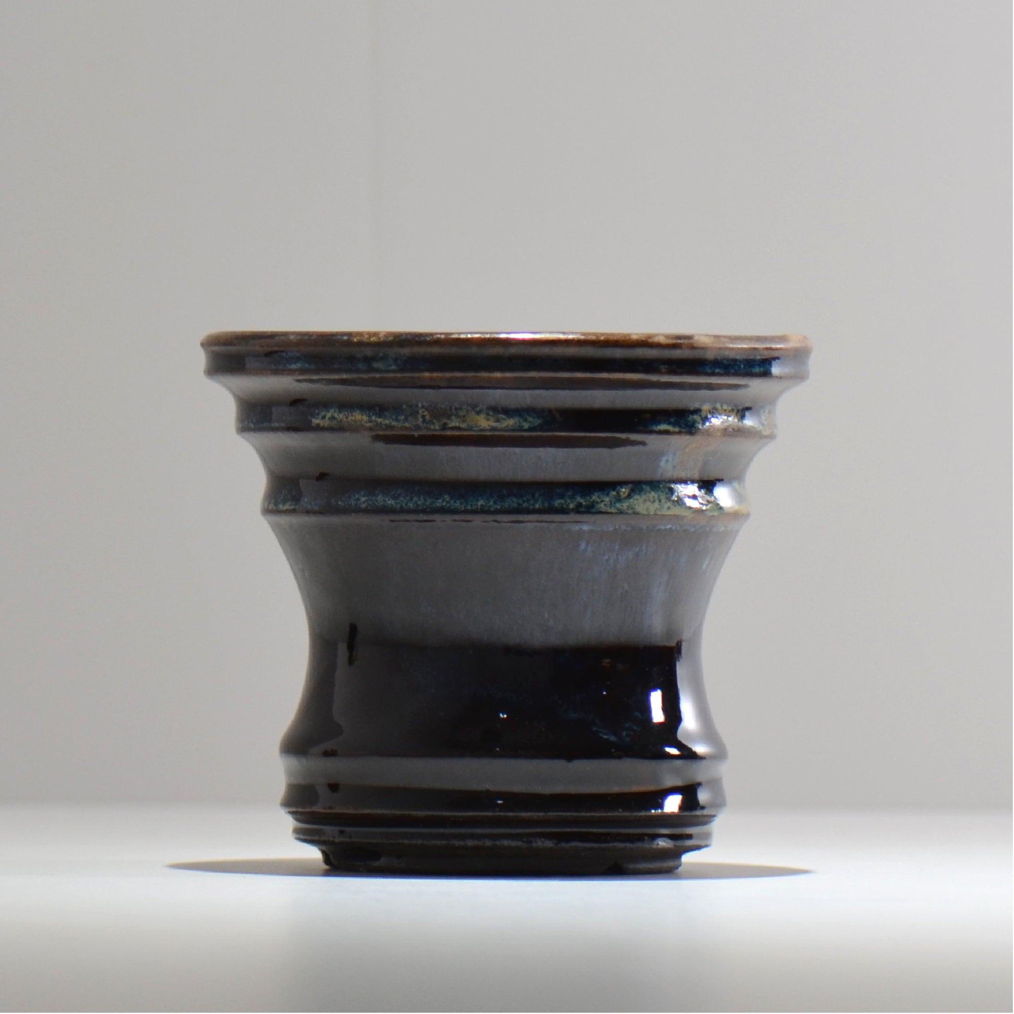ヒノモトナツミ / 縁-ふち- / hn02_fc12_m / 約φ12.2cm / 植木鉢