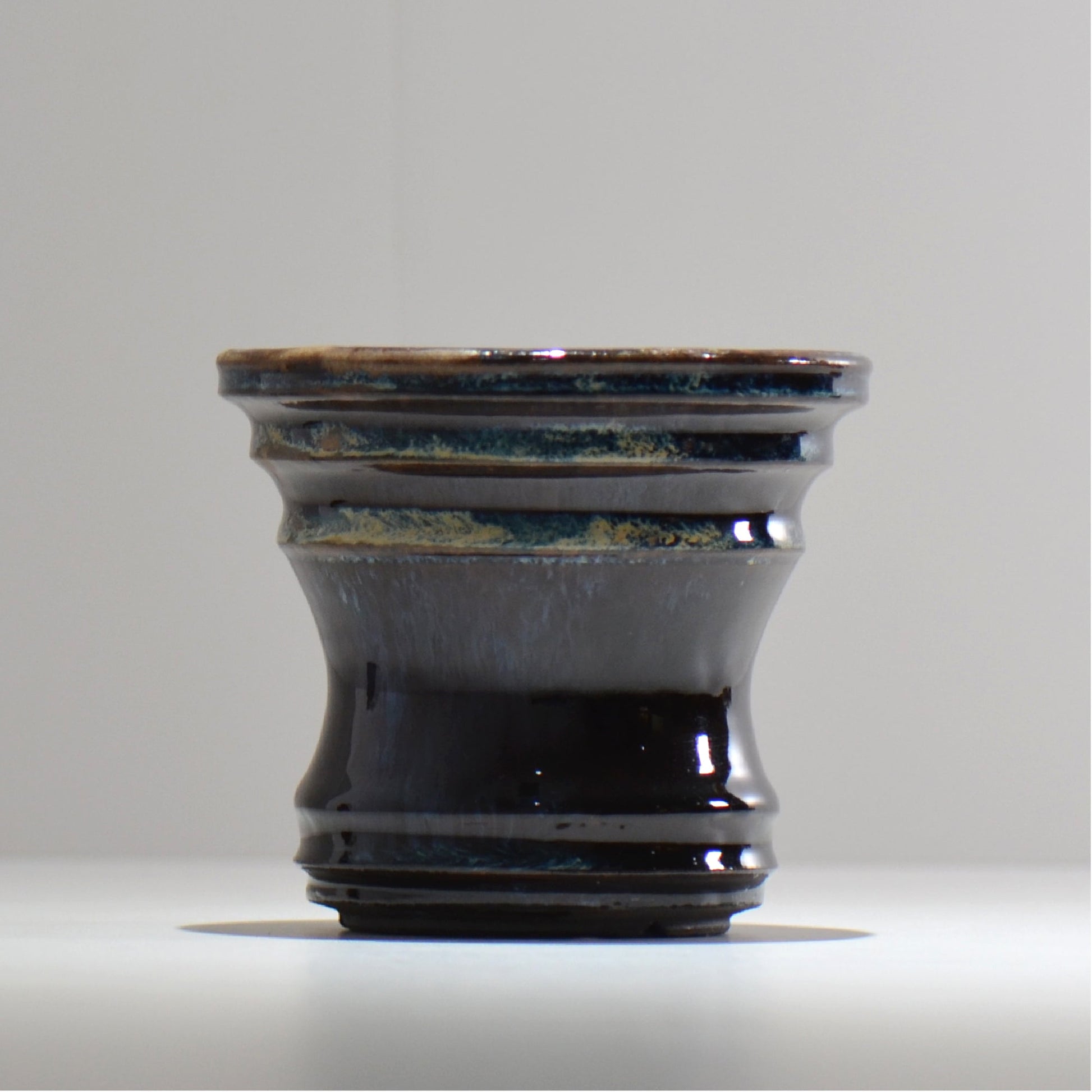 ヒノモトナツミ / 縁-ふち- / hn02_fc12_m / 約φ12.2cm / 植木鉢