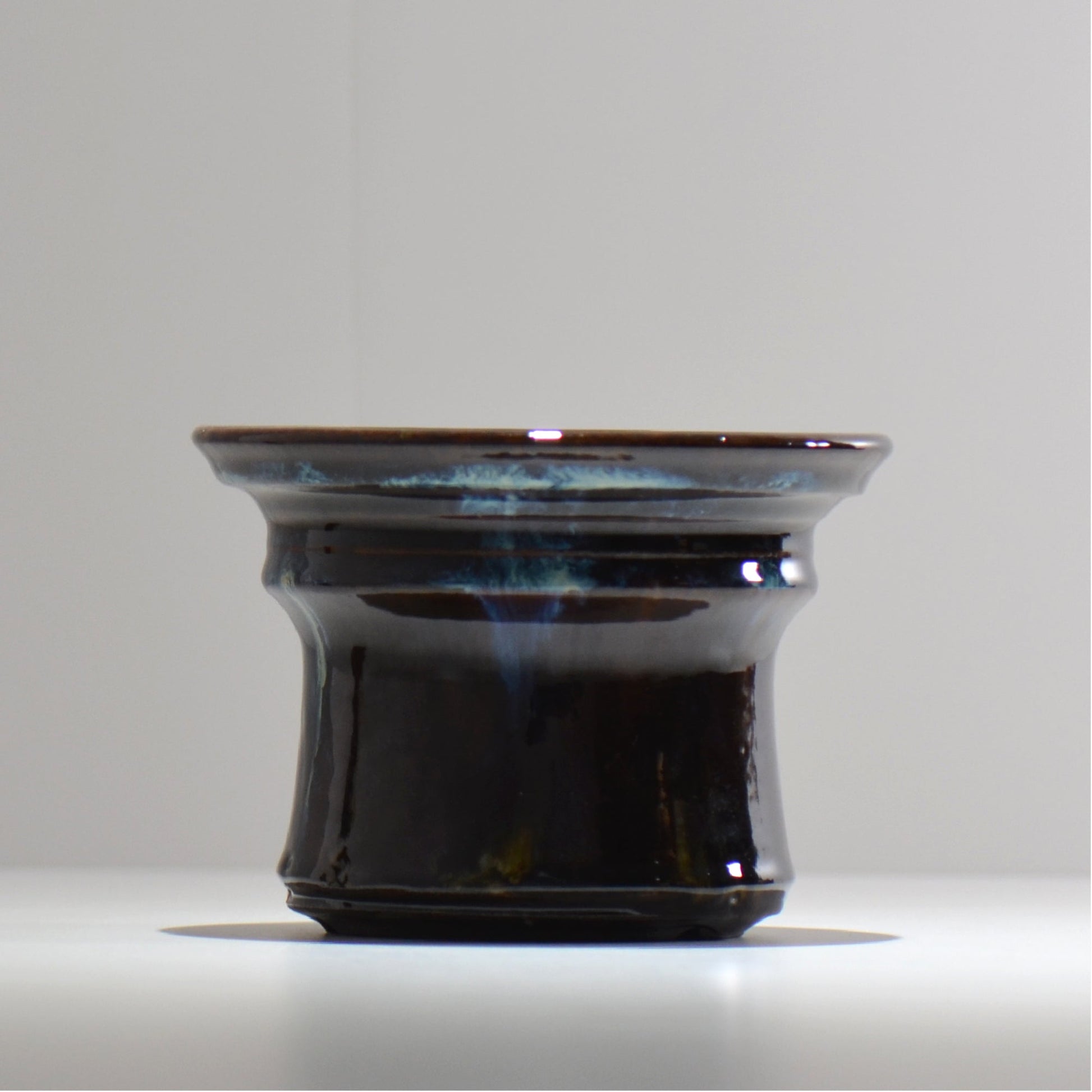 ヒノモトナツミ / 縁-ふち- / hn02_fc17_m / 約φ14.5cm / 植木鉢