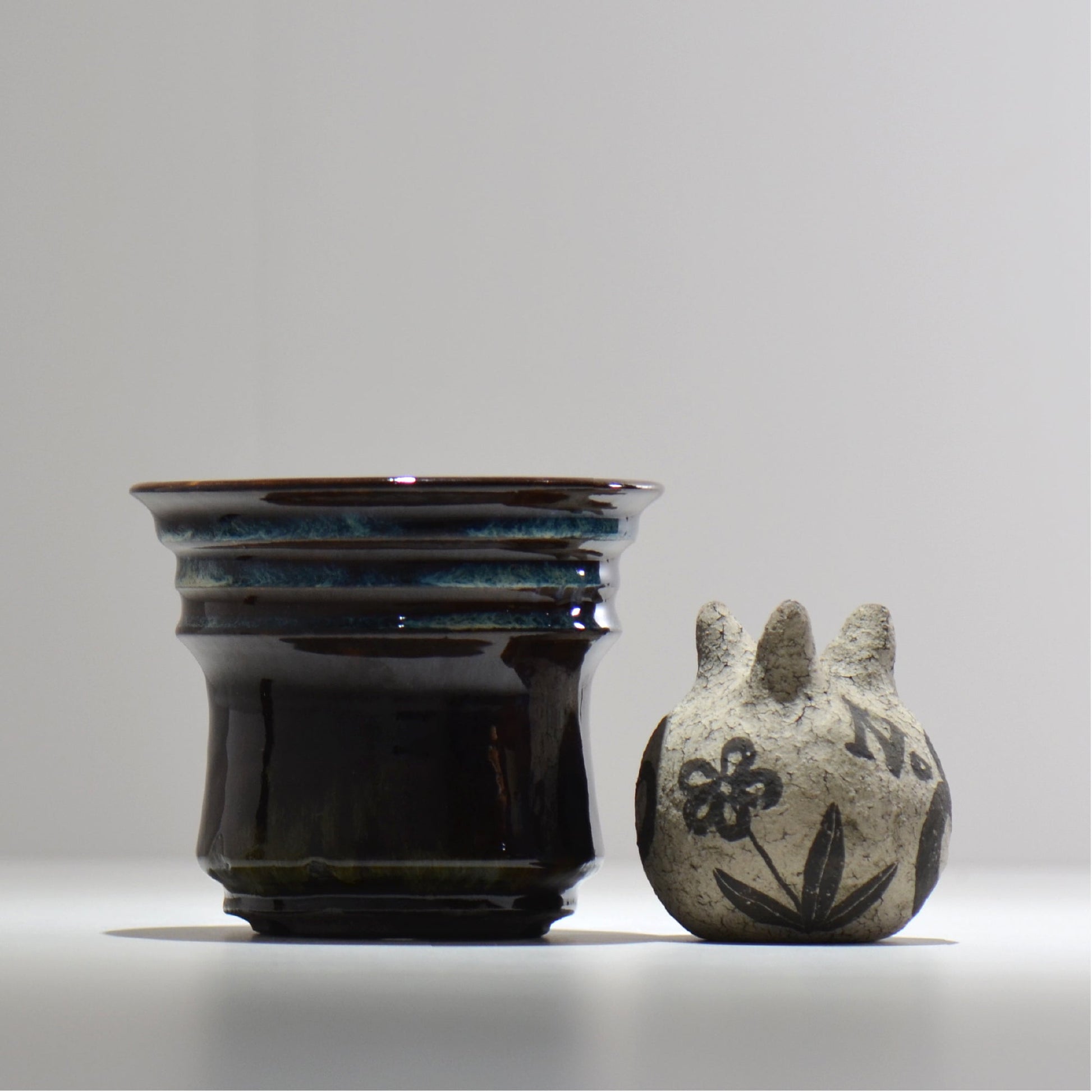 ヒノモトナツミ / 縁-ふち- / hn02_fc18_m / 約φ13cm / 植木鉢