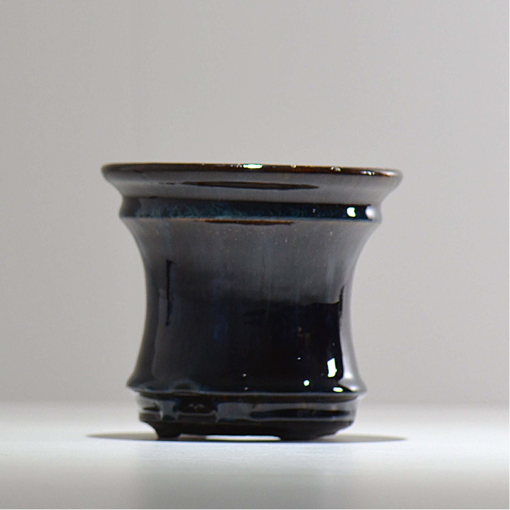 ヒノモトナツミ / 縁-ふち- / hn02_fc19_m/ 約φ12.6cm / 植木鉢