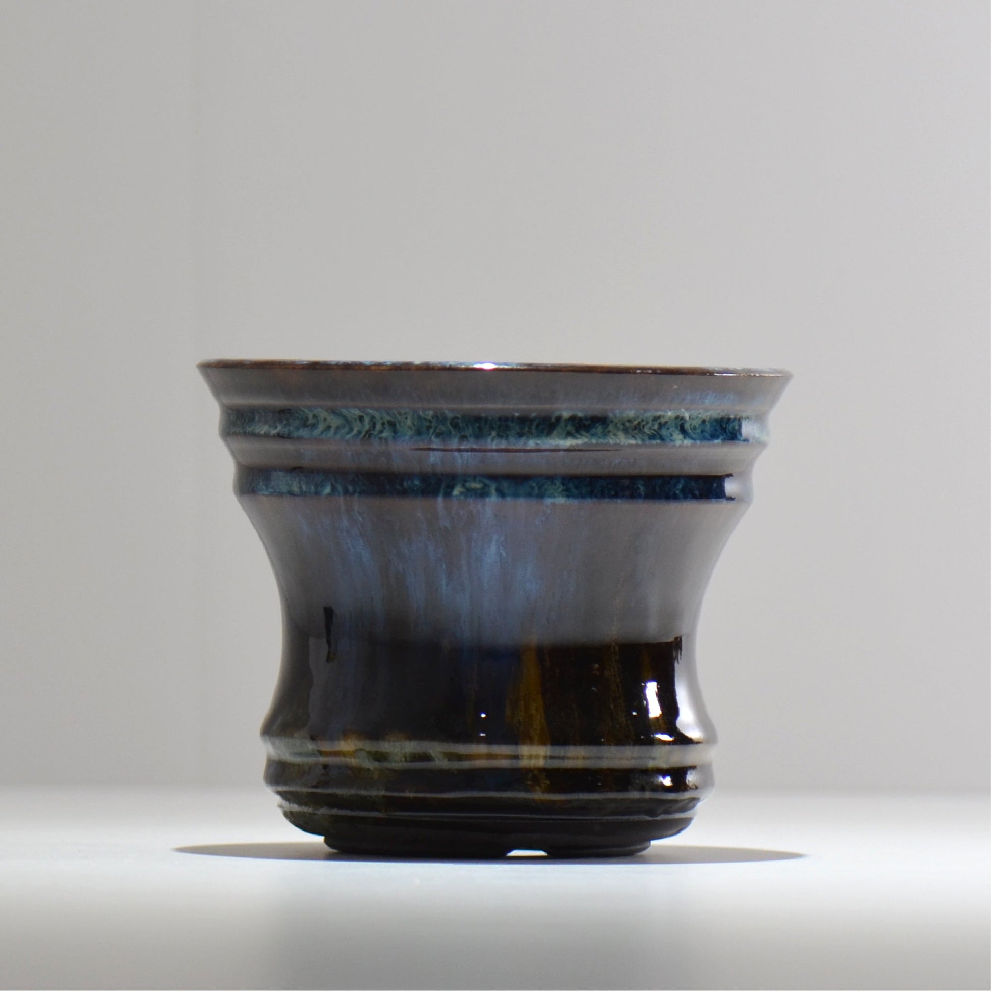 ヒノモトナツミ / 縁-ふち- / hn02_fc20_m / 約φ13.5cm / 植木鉢