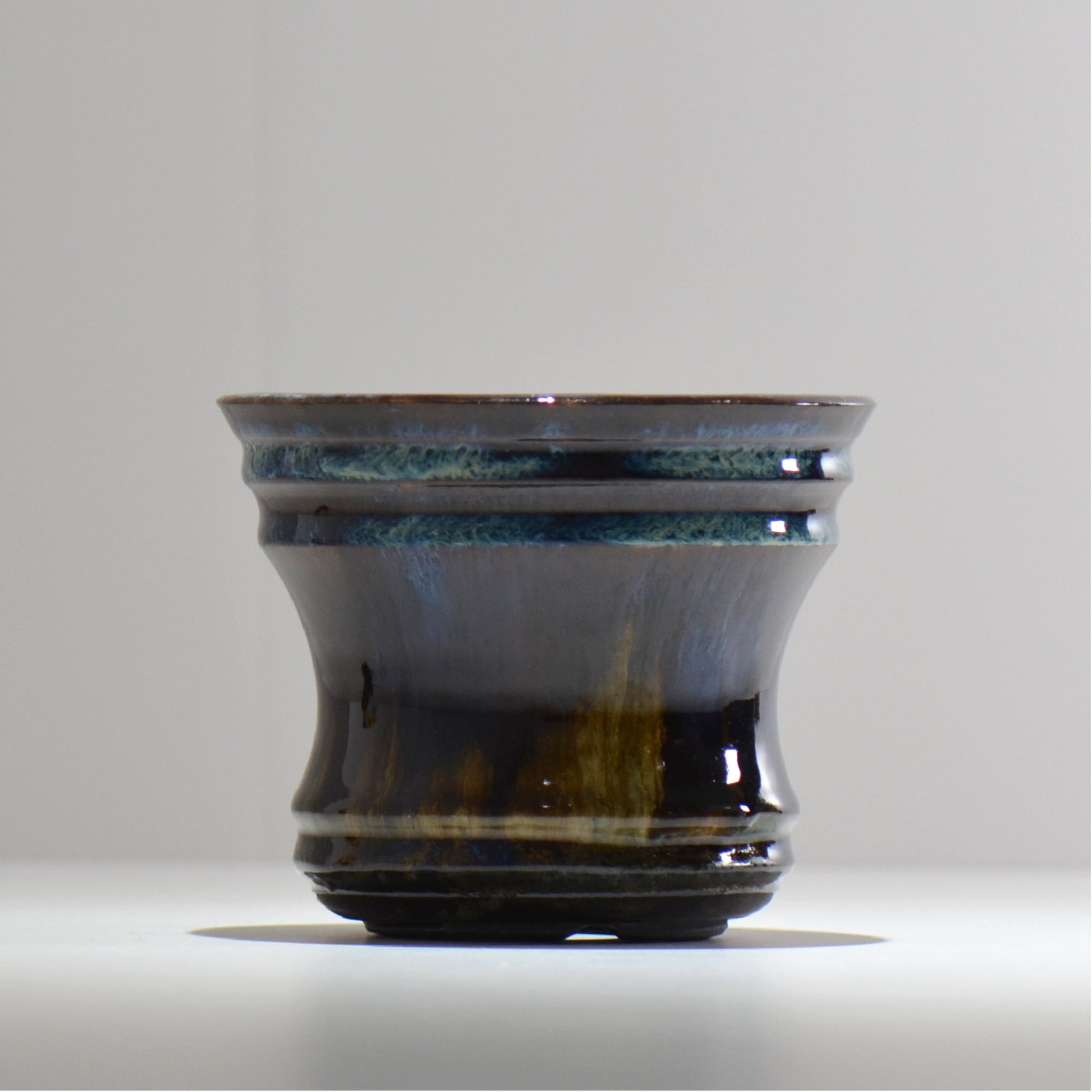 ヒノモトナツミ / 縁-ふち- / hn02_fc20_m / 約φ13.5cm / 植木鉢