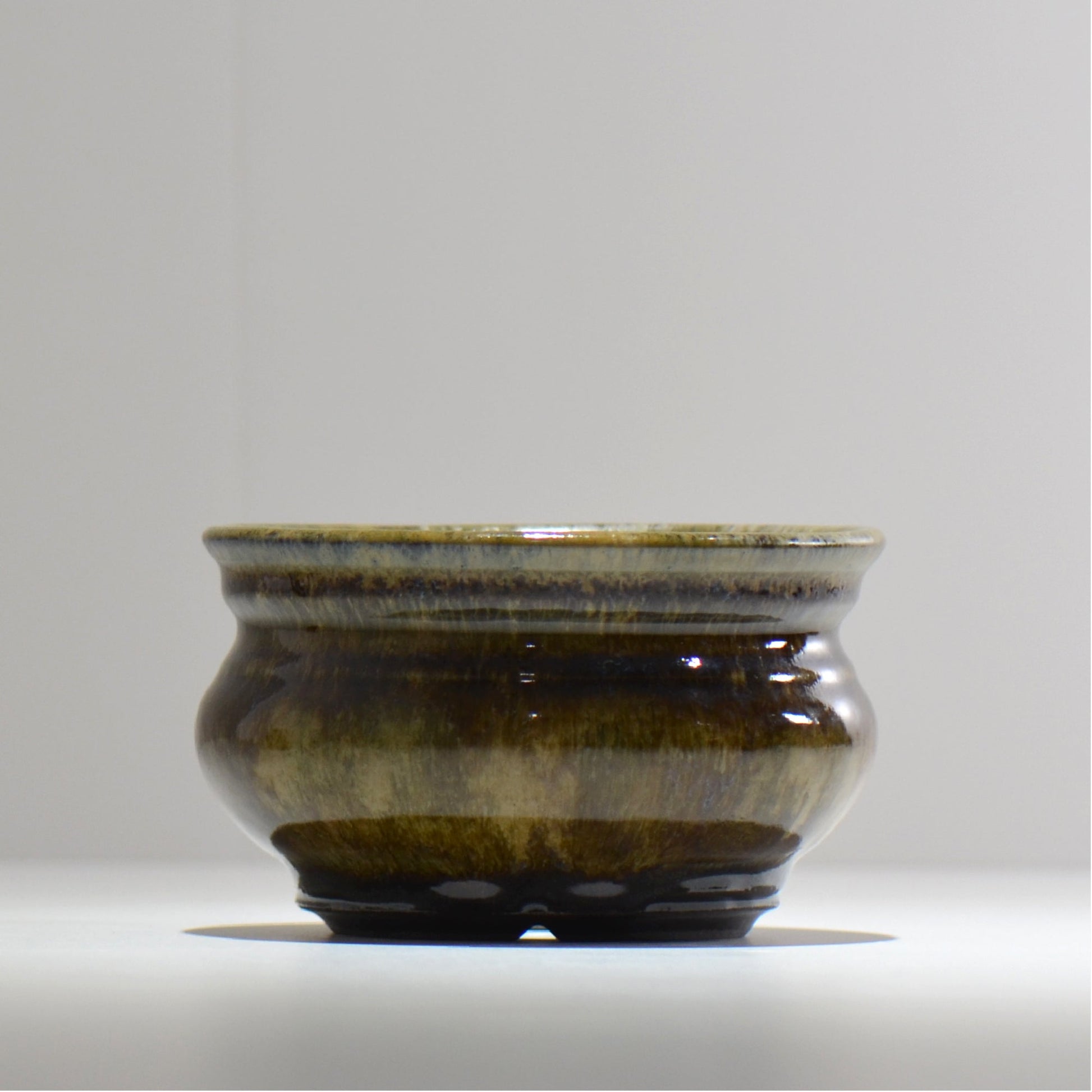ヒノモトナツミ / 鈍-にび- / hn02_nb16_m / 約φ14cm / 植木鉢