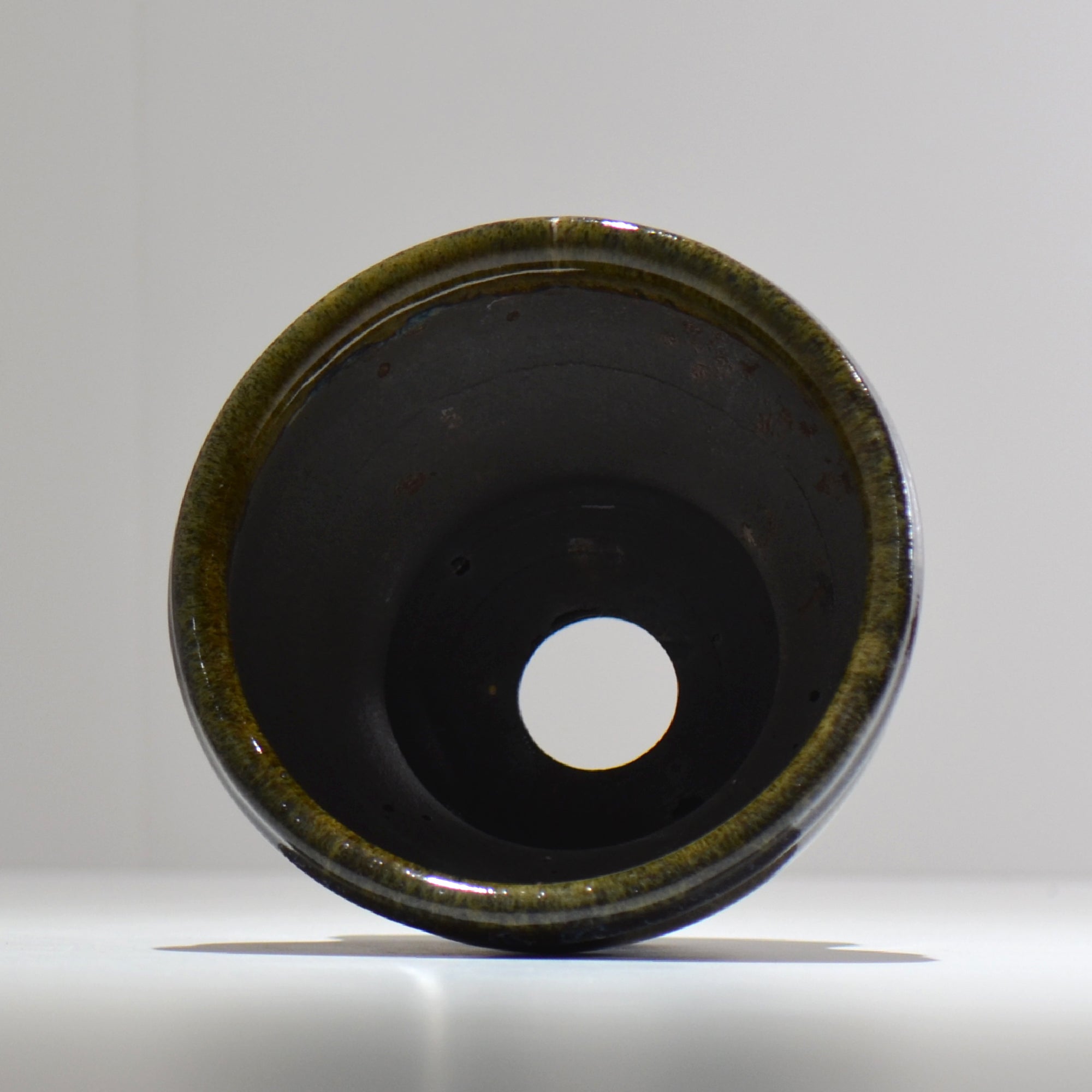 ヒノモトナツミ / 鈍-にび- / hn02_nb18_m / 約φ14.5cm / 植木鉢