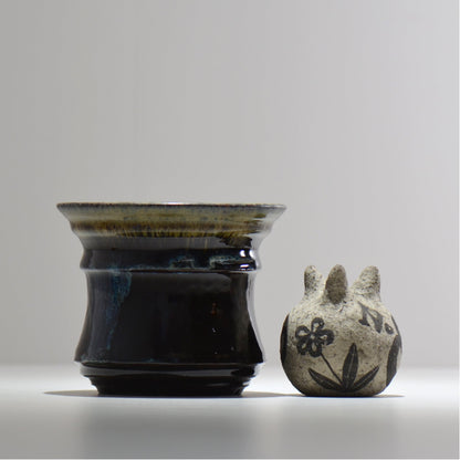 ヒノモトナツミ / 鈍-にび- / hn02_nb21_m / 約φ14.5cm / 植木鉢