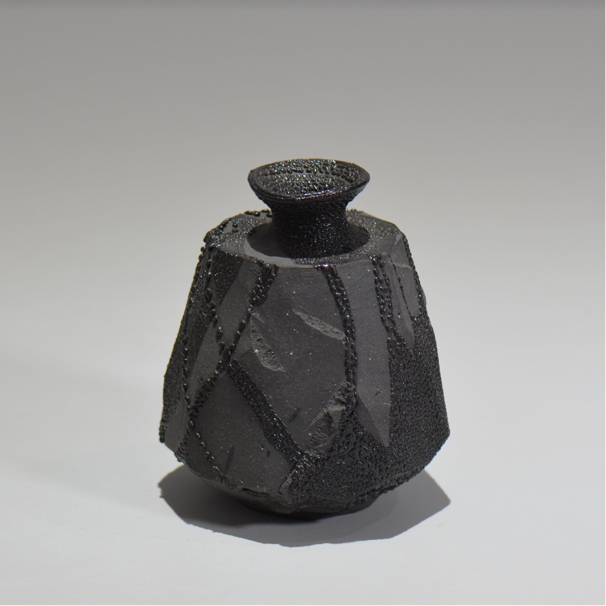 沼野秀章 / L / nh2_bw10_l / 約 φ15.7cm / 植木鉢 – ハチラボ