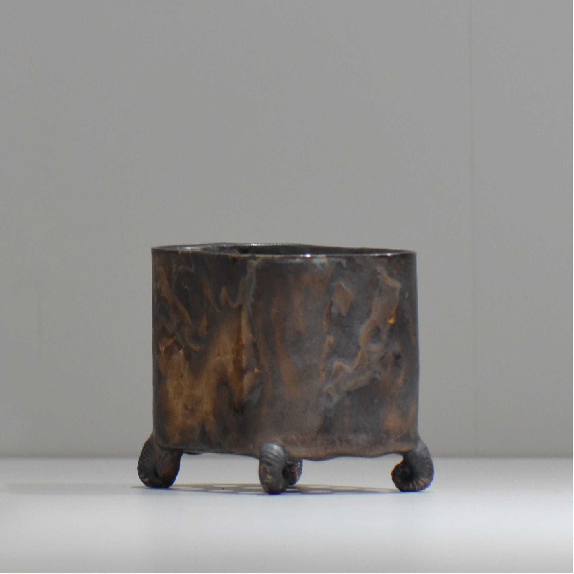 陶芸家イカンソク / ik_018 / 約φ9.3cm / 植木鉢